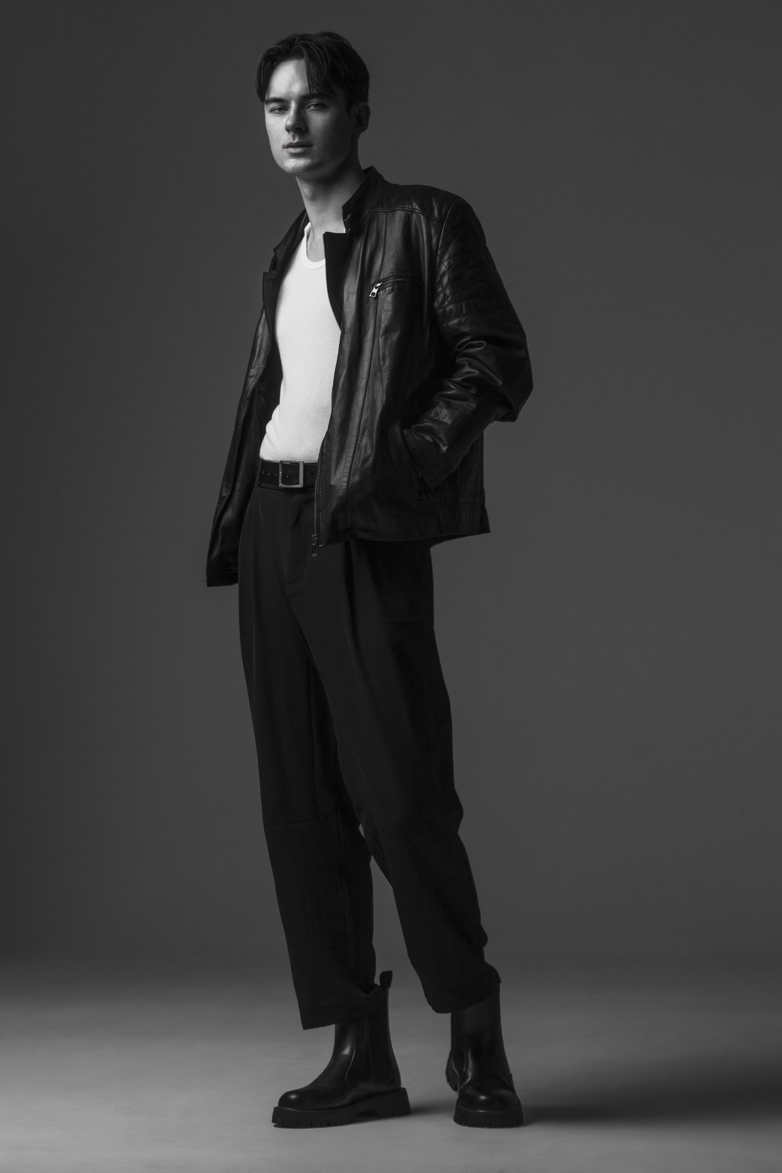 Алексей. Фотограф для брендов Любовь Батина (Спб/Мск)