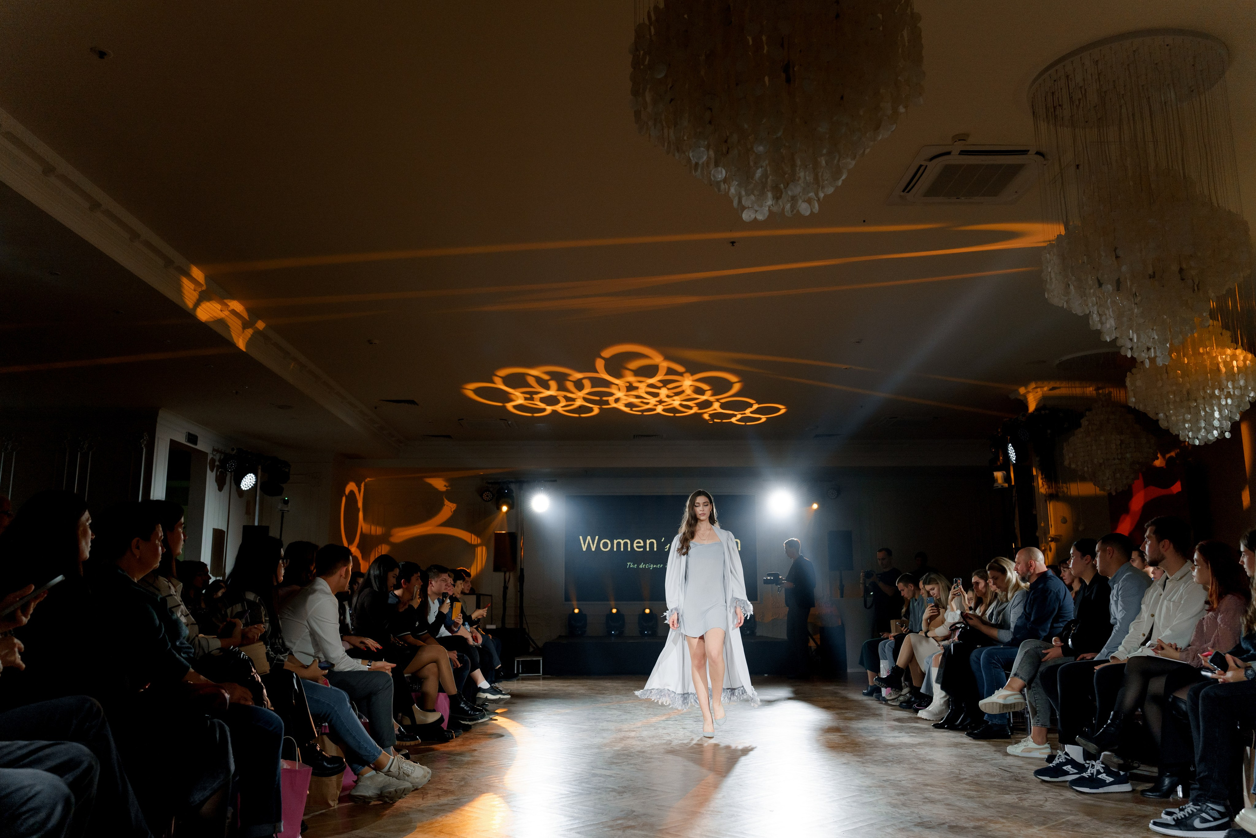 Выставка свадебных специалистов «Свадьба на 1000%». Свадебный фотограф в Санкт-Петербурге