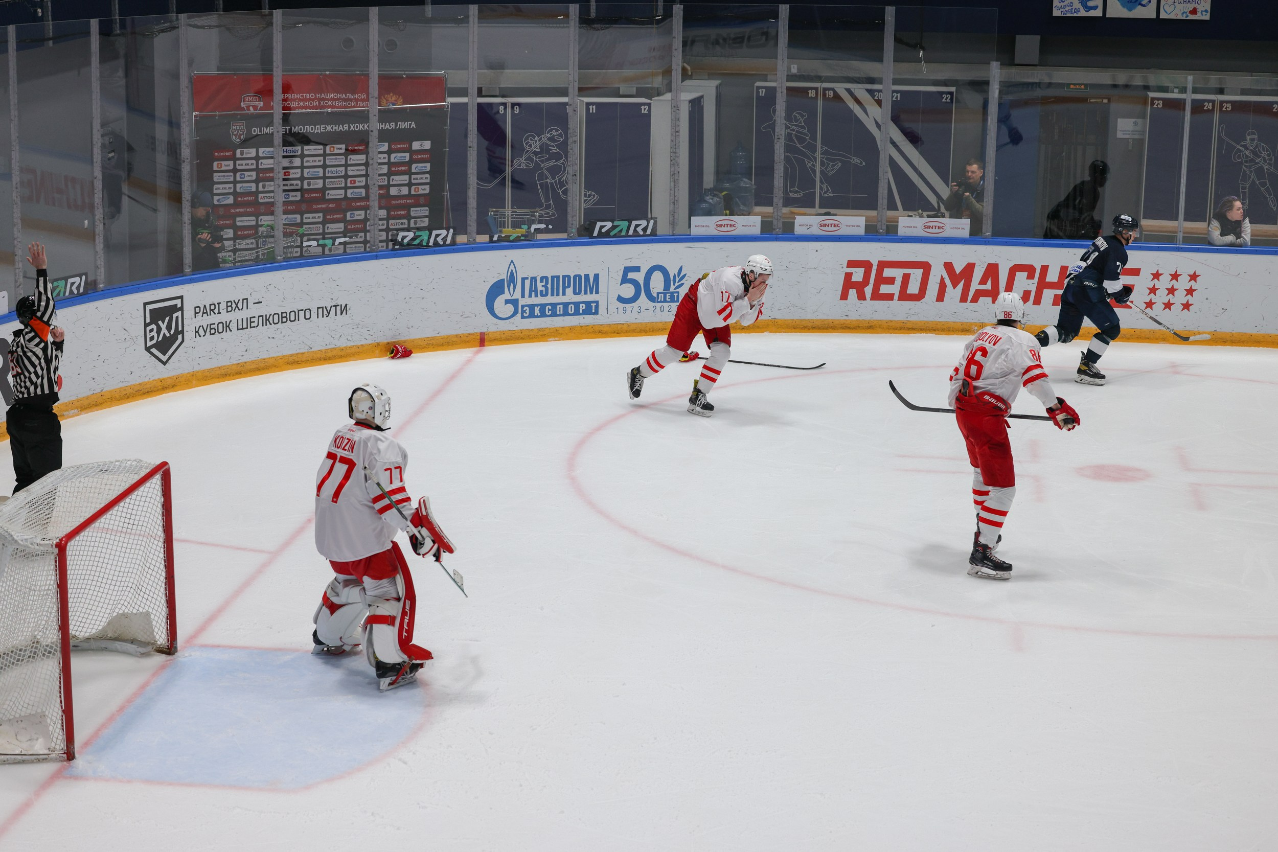 МХК Динамо — МХК Спартак. Фотограф Александр Заломаев