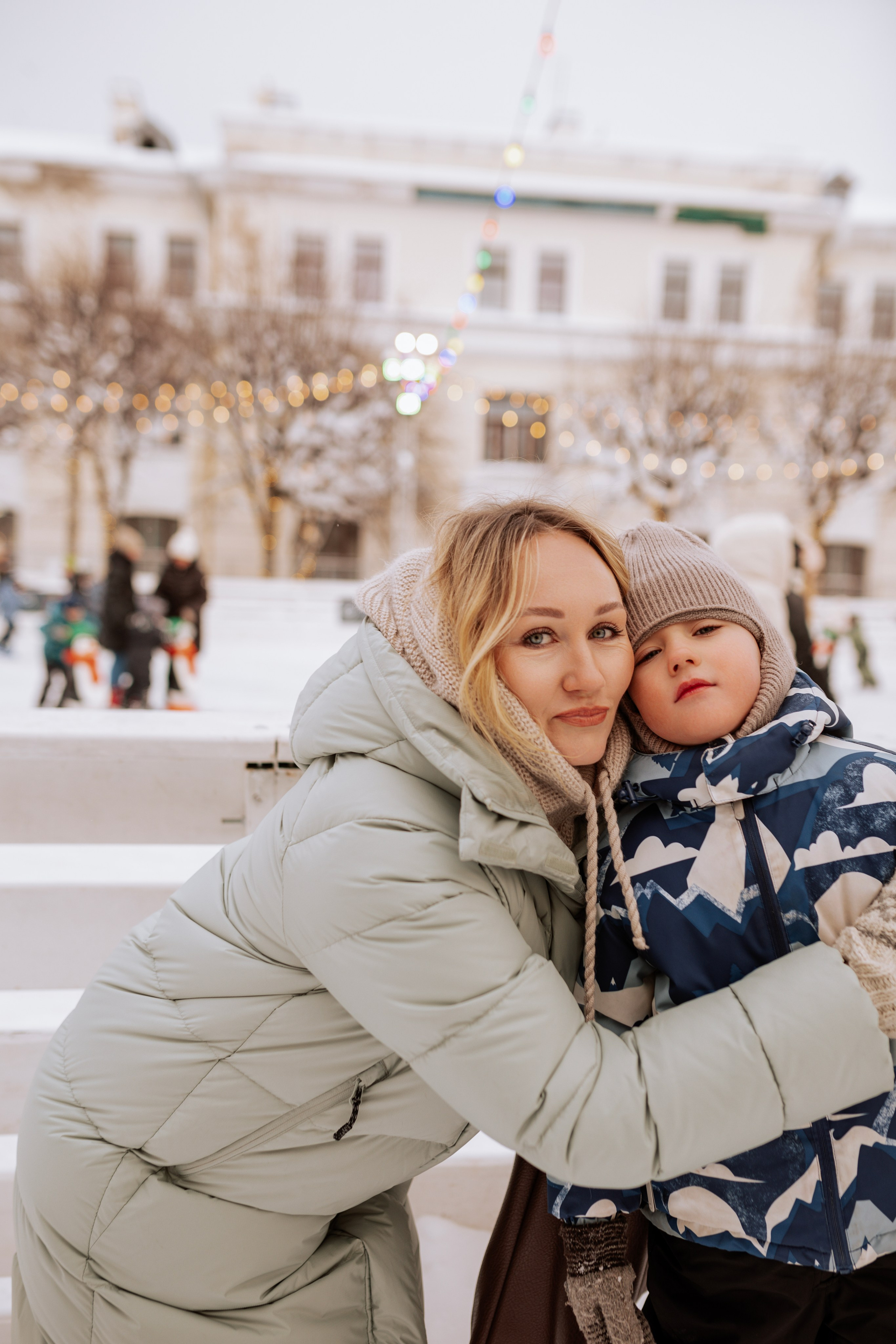 Семейная, Манежная площадь