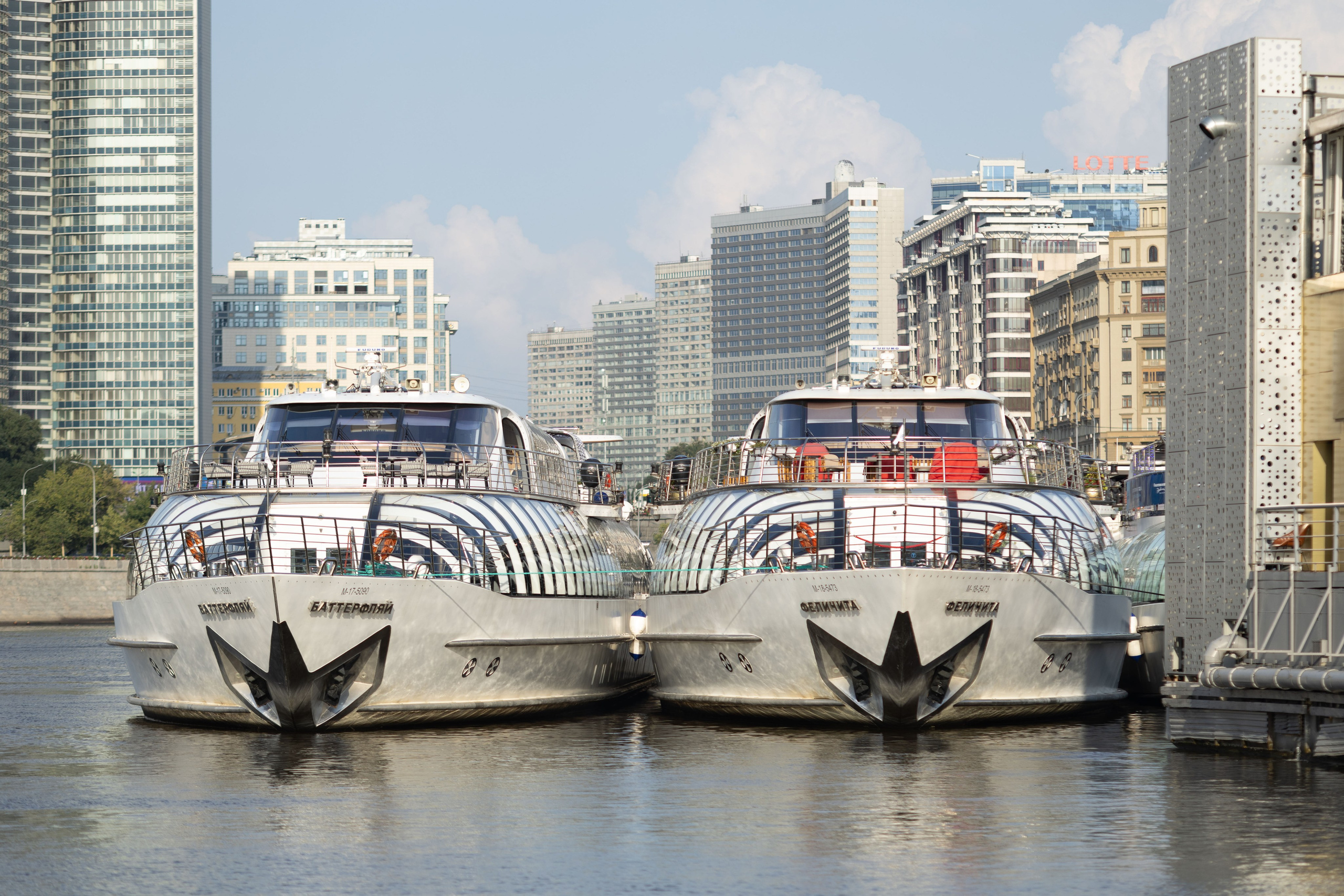 Dubai Vibes Intourist Cruise Party. Семейный и детский фотограф Анна Петракова
