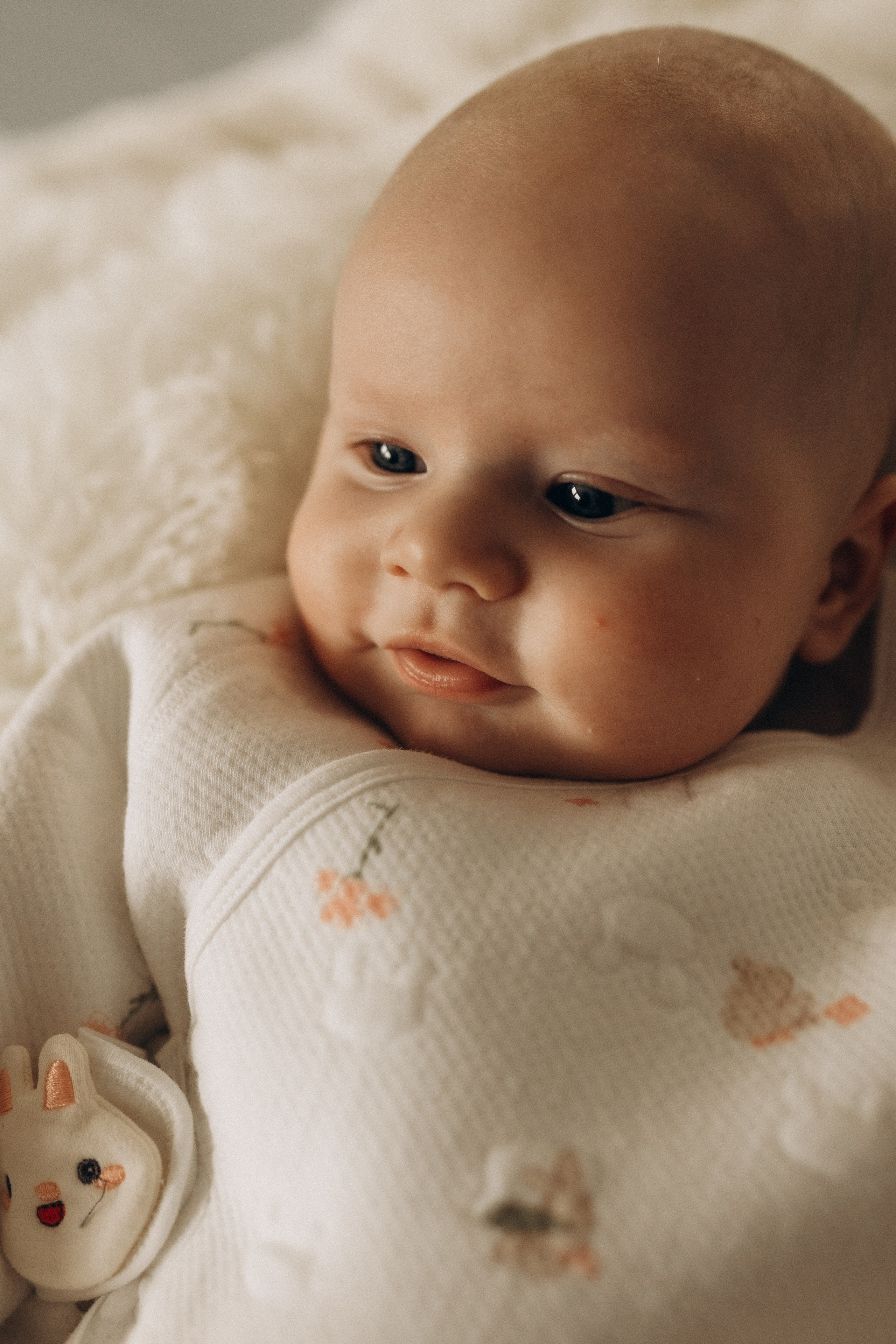 Александр Сергеевич с мамой и бабушкой 🤍. Фотограф Артем Бросов в Санкт-Петербурге и Дубае