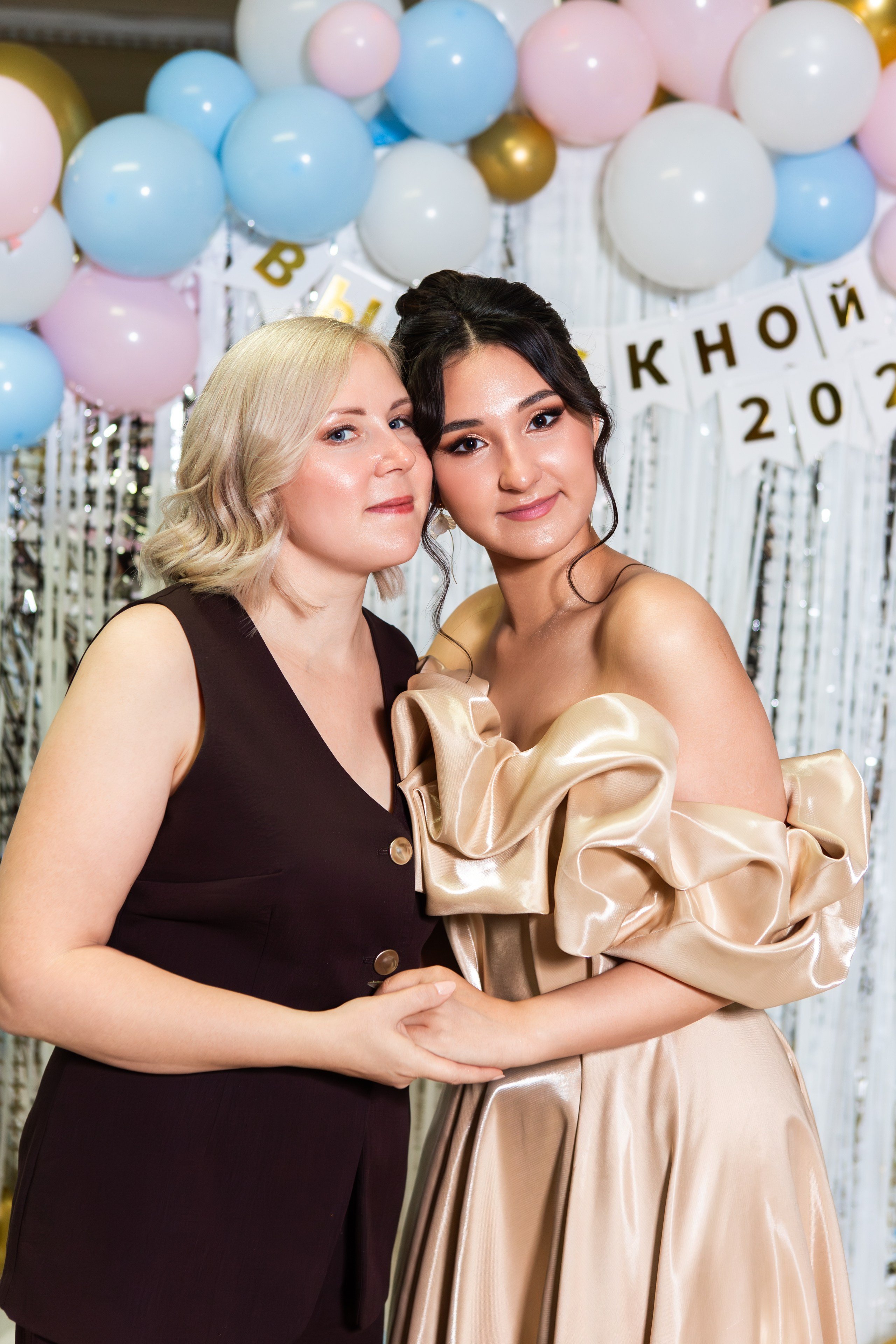 ФОТОСЕССИЯ С РОДИТЕЛЯМИ ВЫПУСКНОЙ 2025 9 ШКОЛА Г.МЦЕНСК. Профессиональный фотограф в Мценске и Орловской области