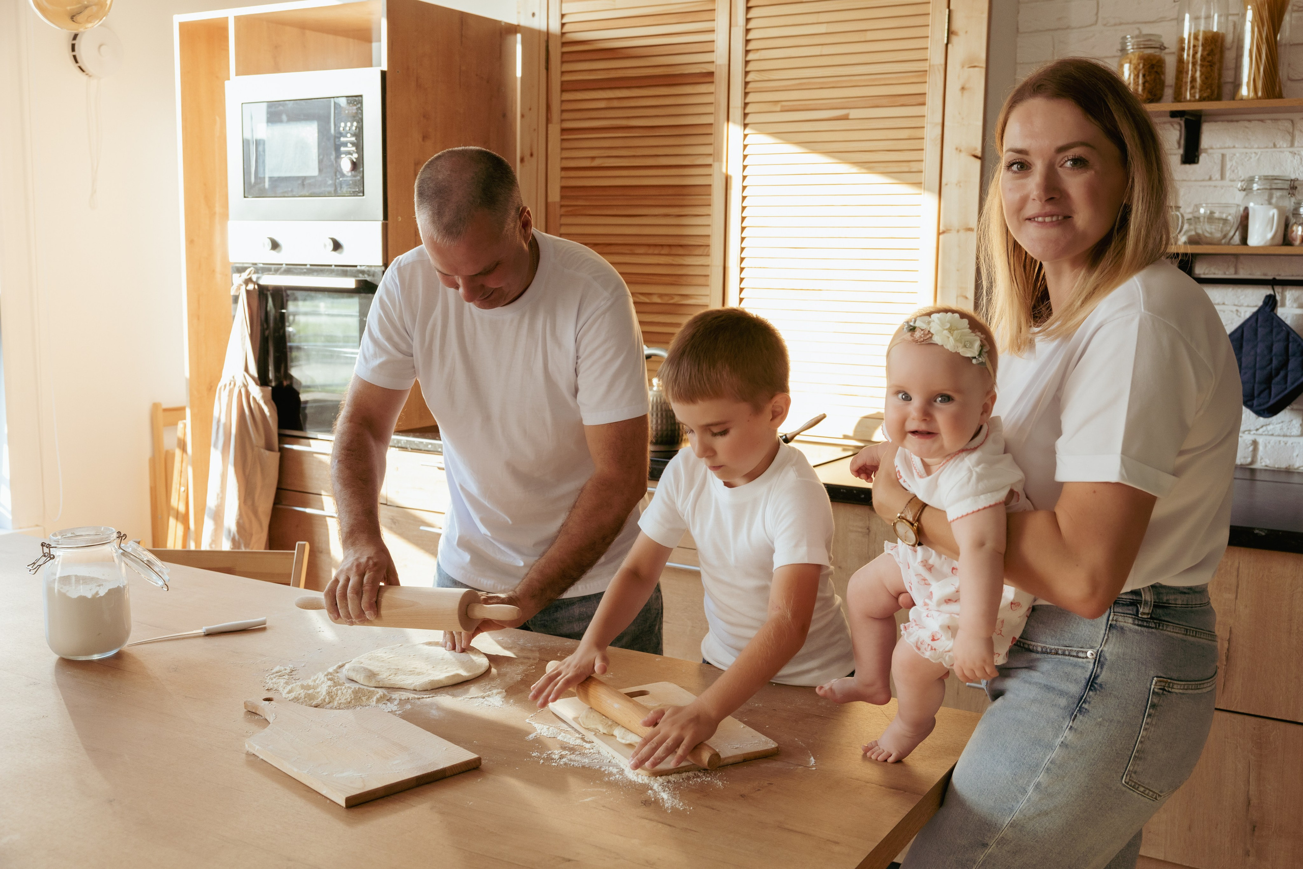 Pizza (Слава, Наташа, Макс и Ксюша. Август '23). Главная