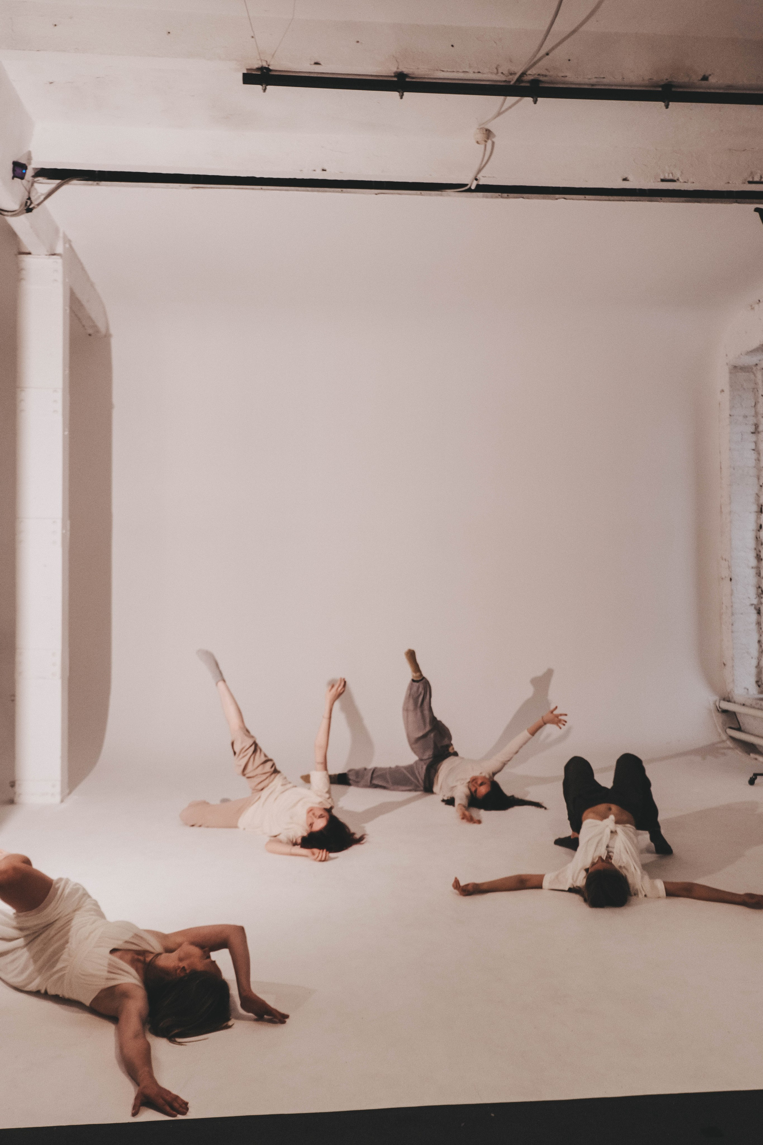 From in(out)side / photo-dance therapy. Алисия Гадеева | Концептуальный фотограф mixed media | Санкт-Петербург