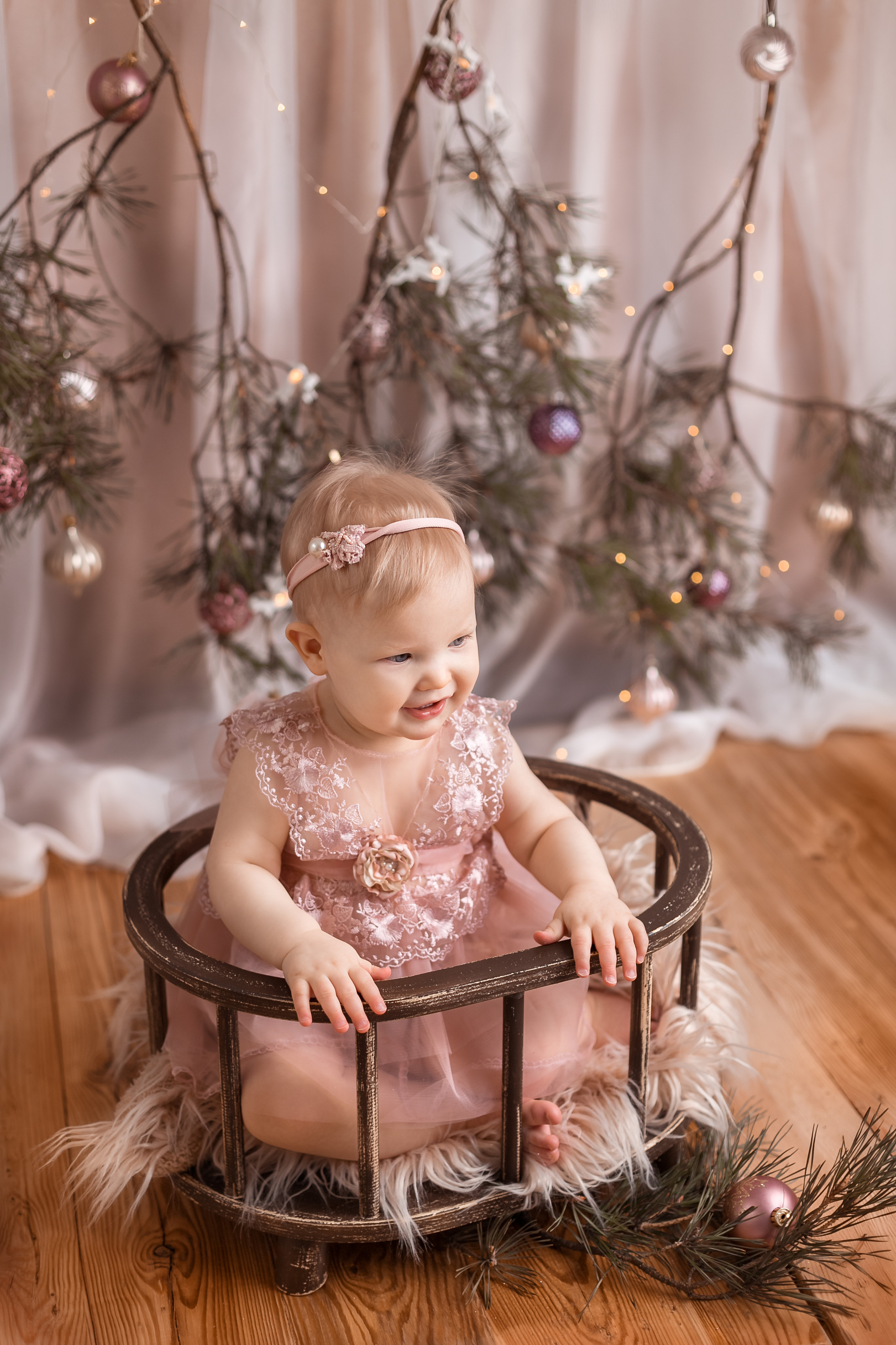 Алиса 1год. Детский, семейный и фотограф новорождённых в Ярославле Анна Салова