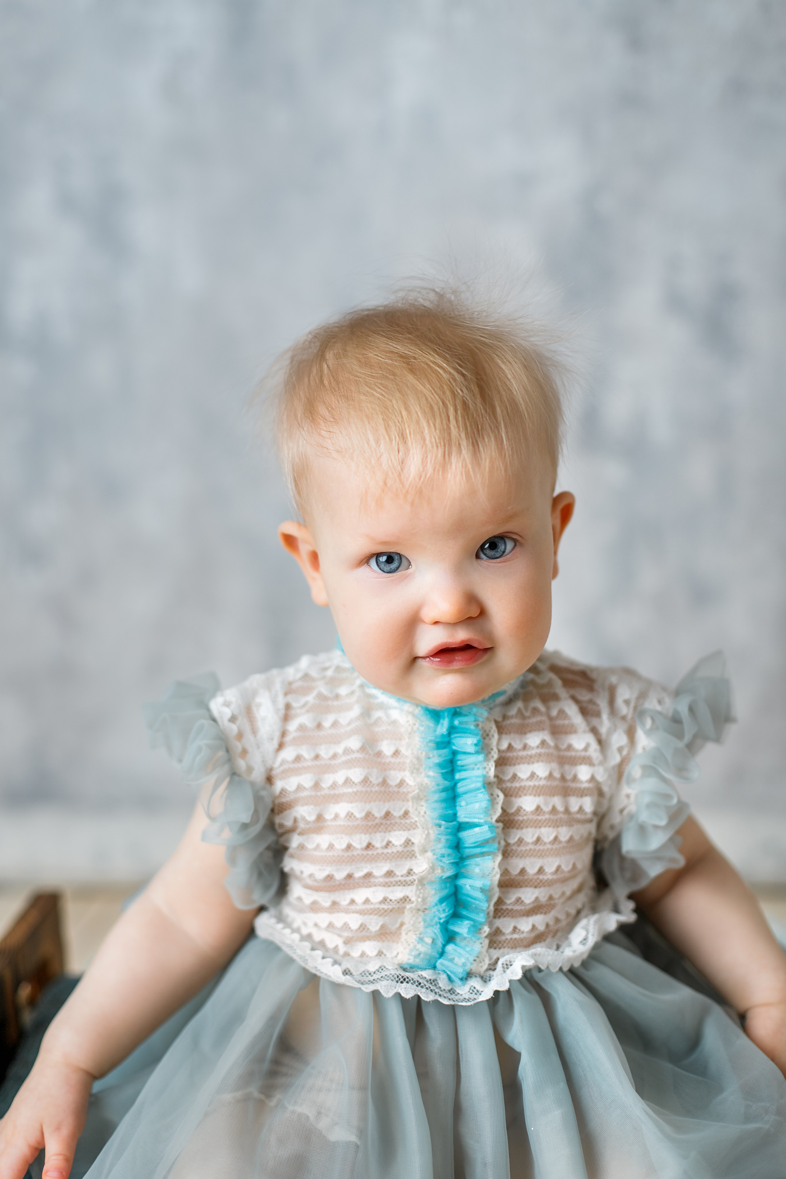 Алиса 1год. Детский, семейный и фотограф новорождённых в Ярославле Анна Салова