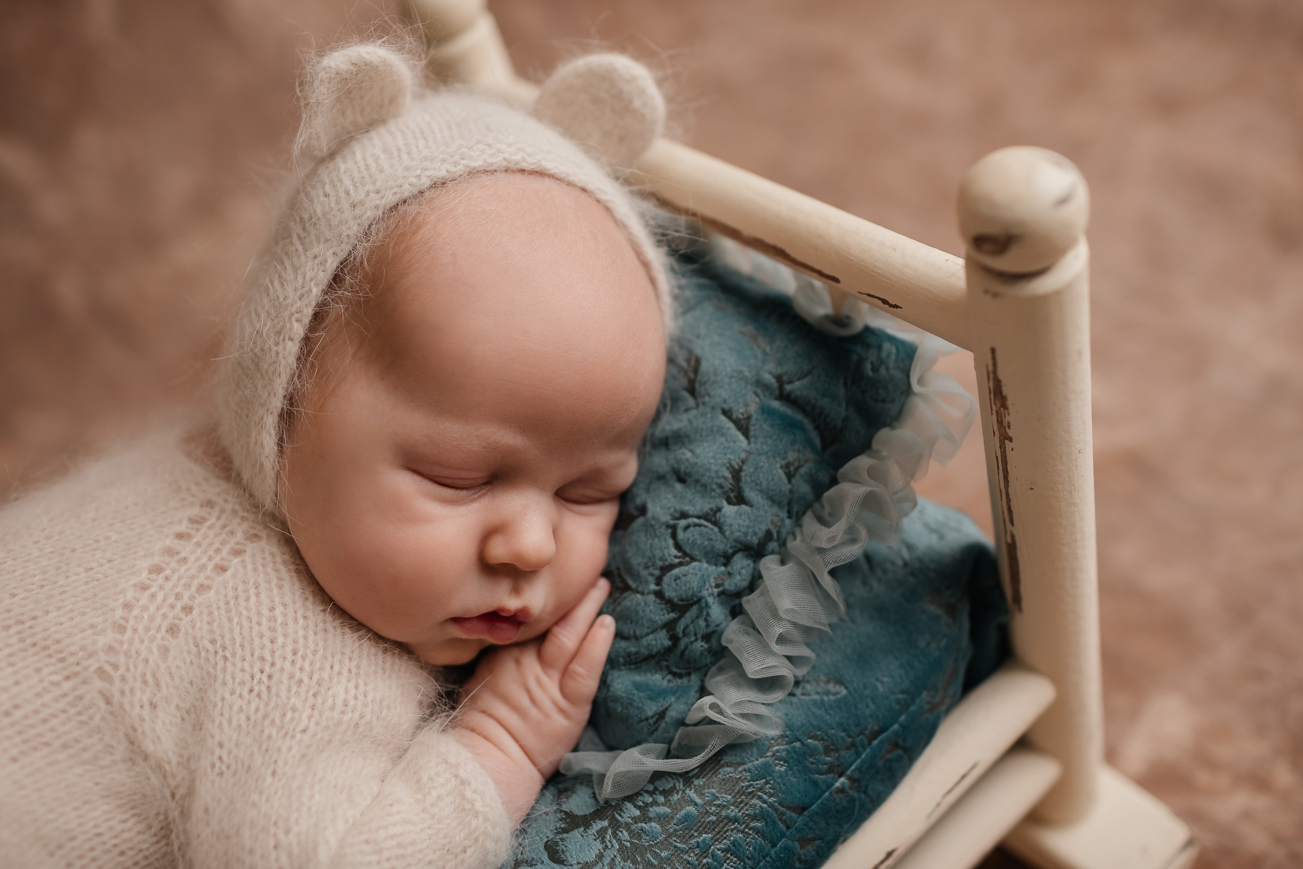 Миша и Гриша 28 дней (съемка в студии). Детский, семейный и фотограф новорождённых в Ярославле Анна Салова