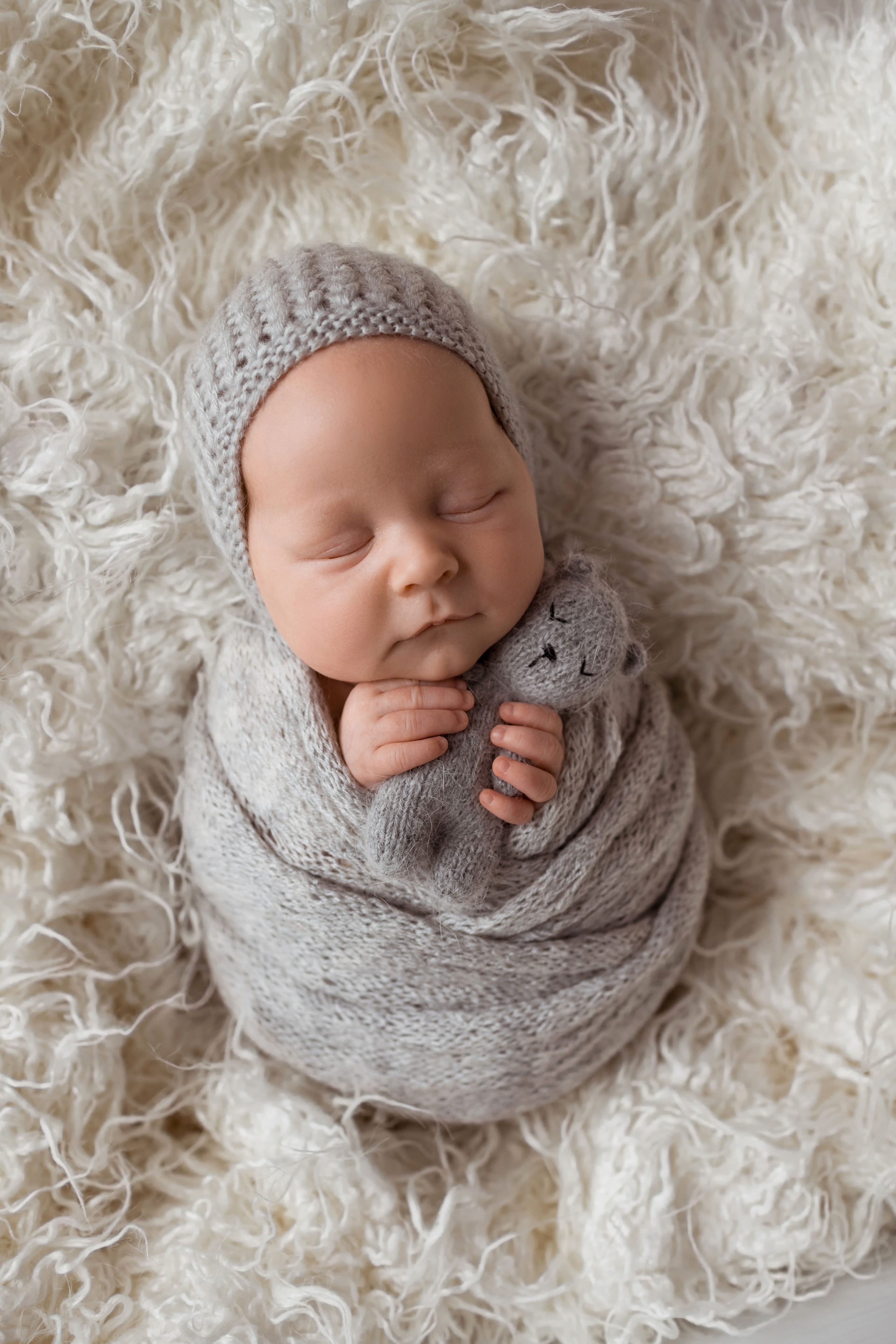 Миша и Гриша 28 дней (съемка в студии). Детский, семейный и фотограф новорождённых в Ярославле Анна Салова