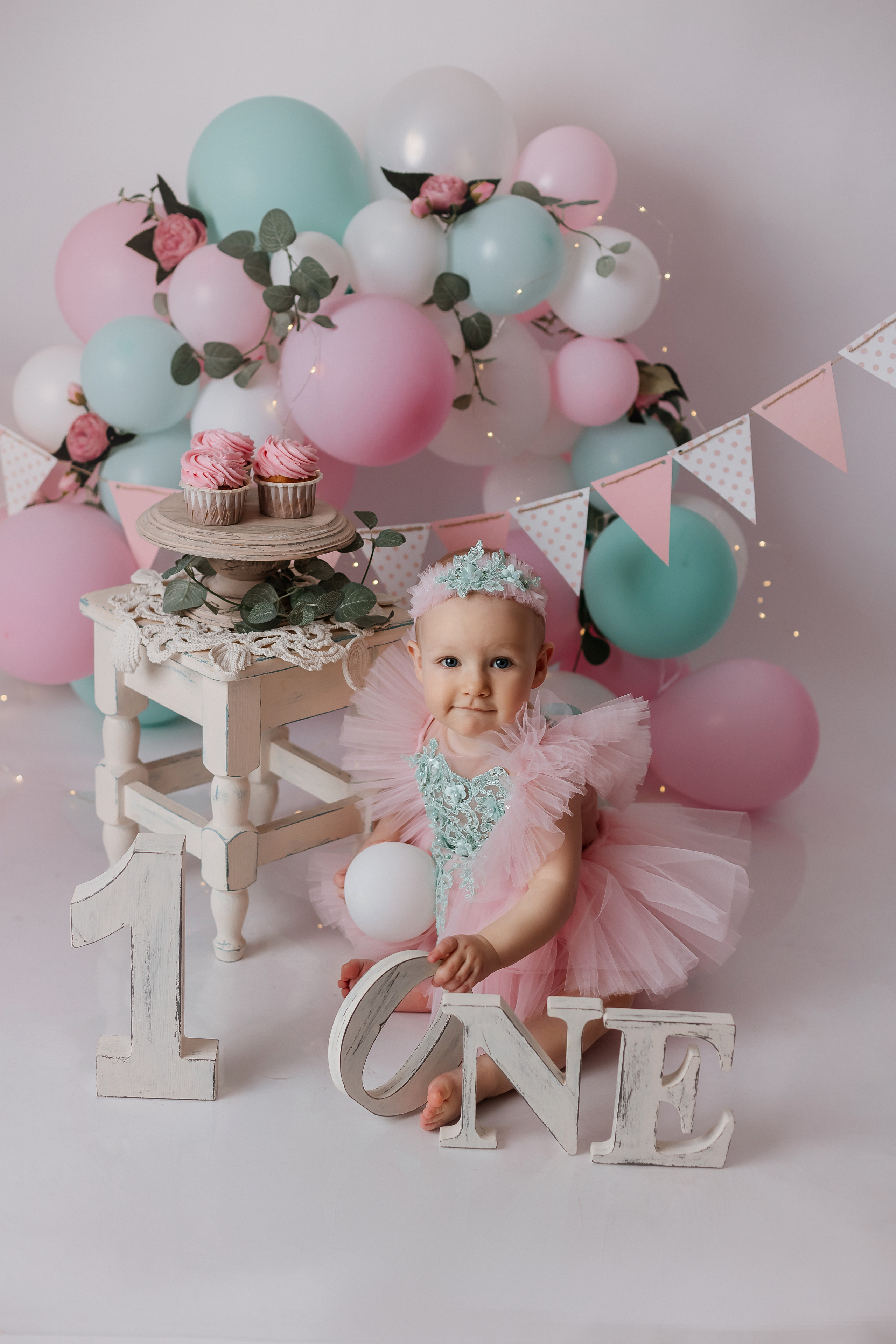 Ева 1 годик. Детский, семейный и фотограф новорождённых в Ярославле Анна Салова