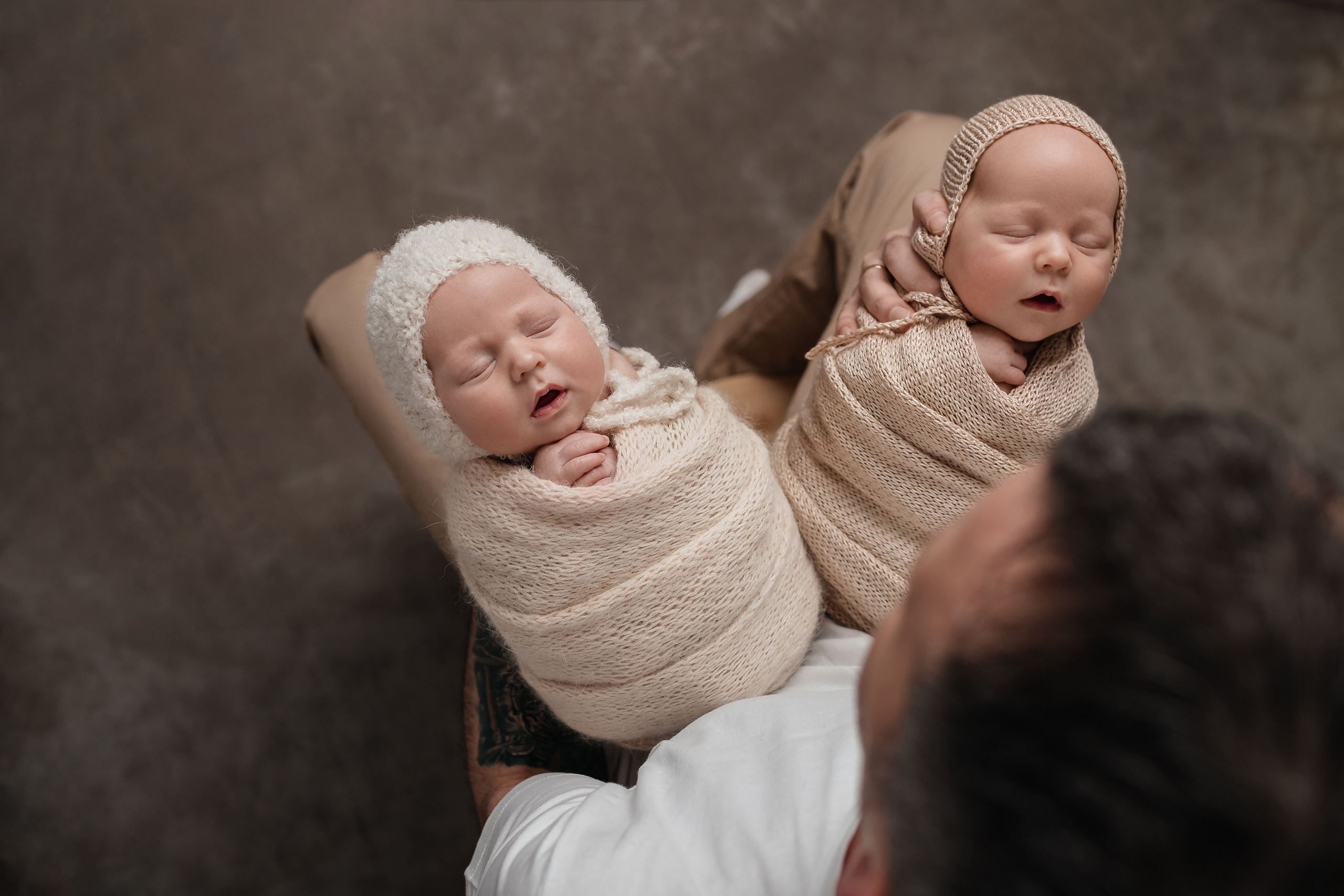 Миша и Гриша 28 дней (съемка в студии). Детский, семейный и фотограф новорождённых в Ярославле Анна Салова