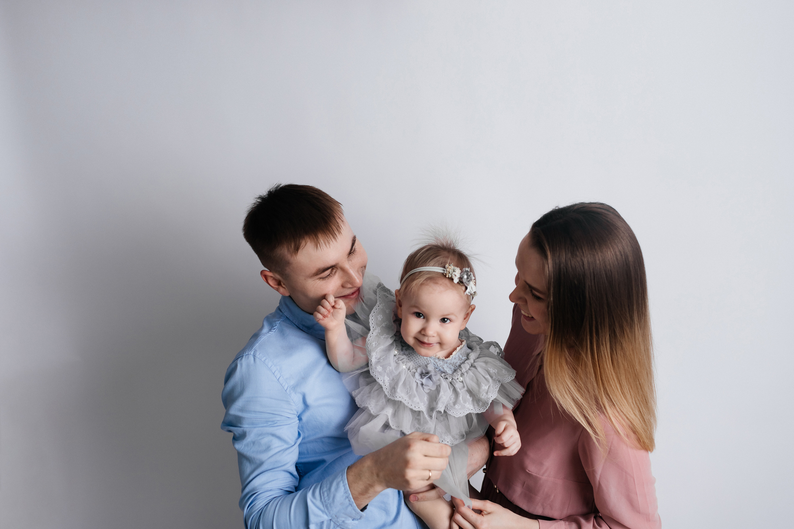 Полина 1 год. Детский, семейный и фотограф новорождённых в Ярославле Анна Салова