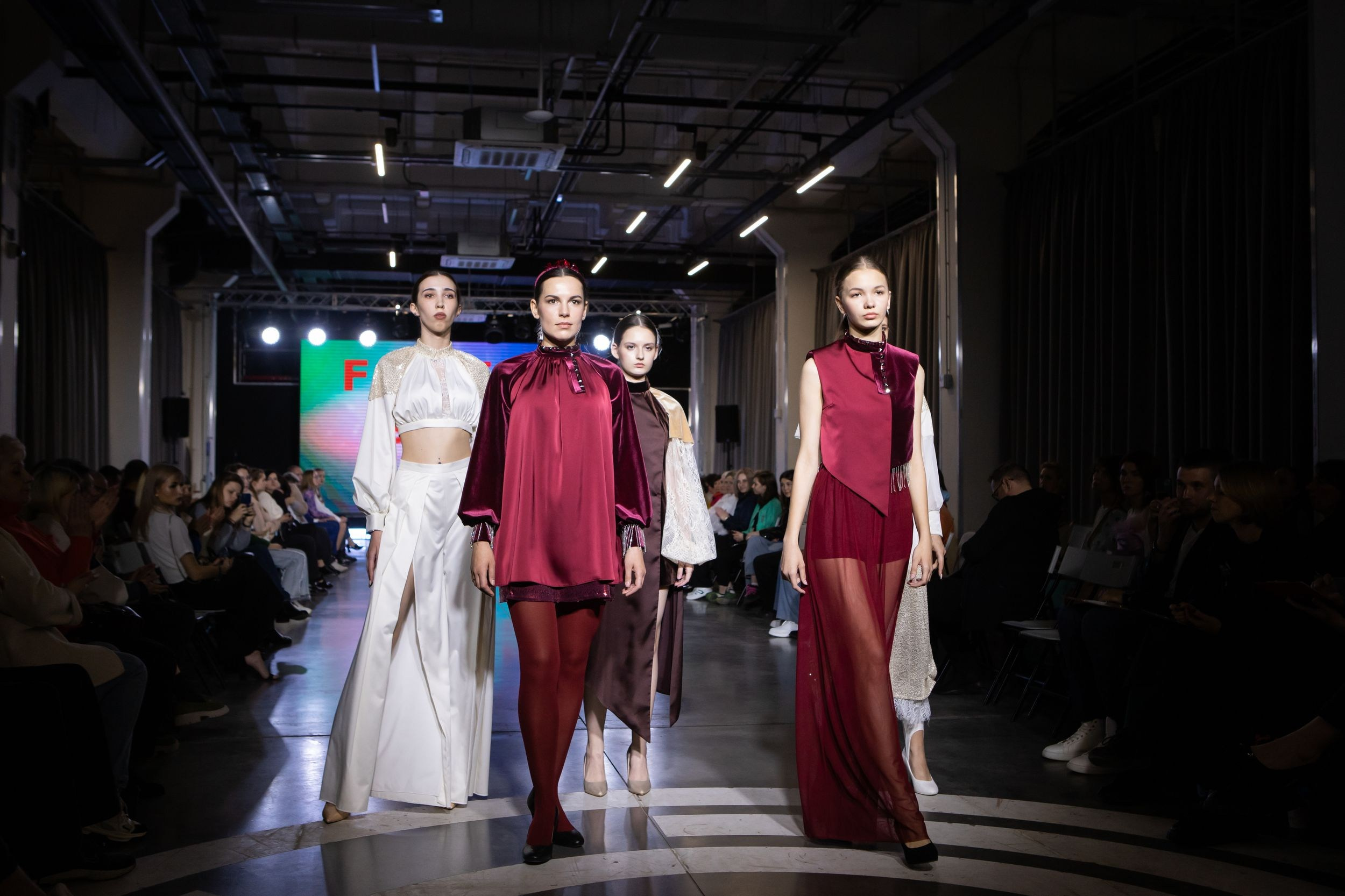 Фестиваль моды и красоты Fashion Style (11 мая 2024). Репортажный фотограф Алексей Пирязев