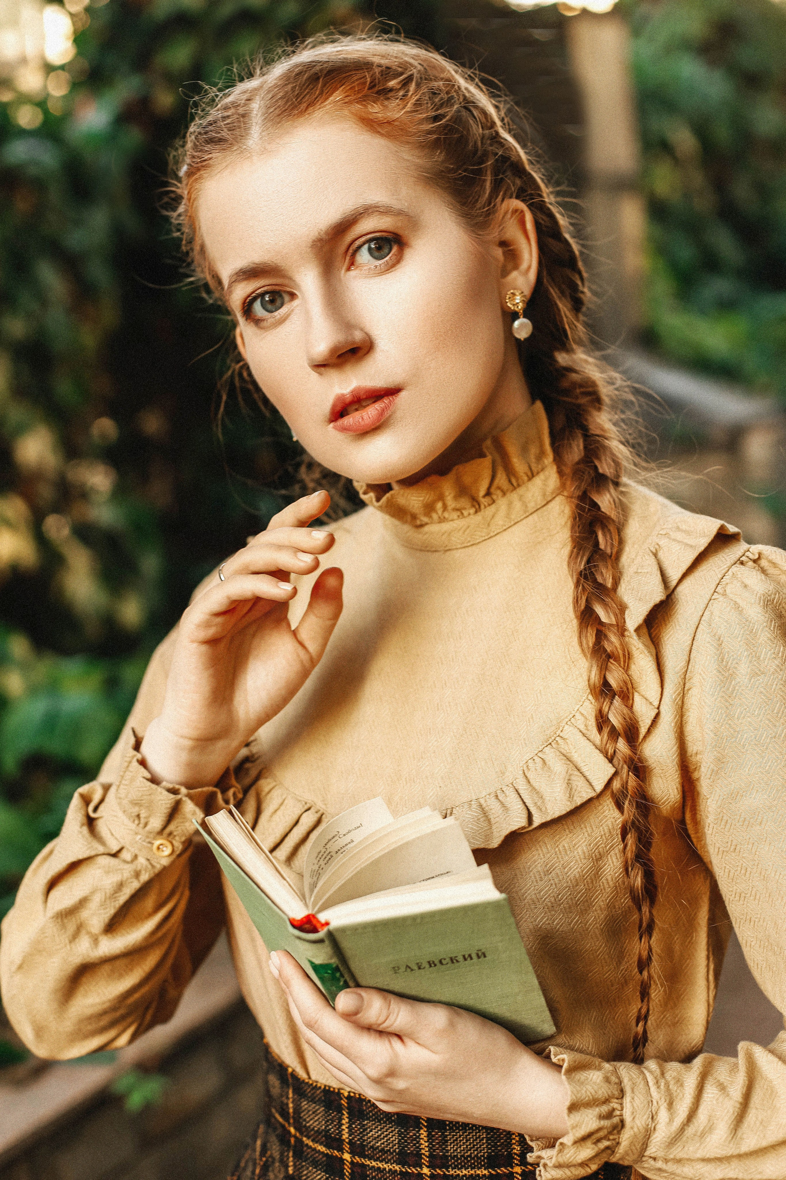 Женская осеняя винтажная фотосессия в Москве. Свадебный и семейный фотограф в Москве