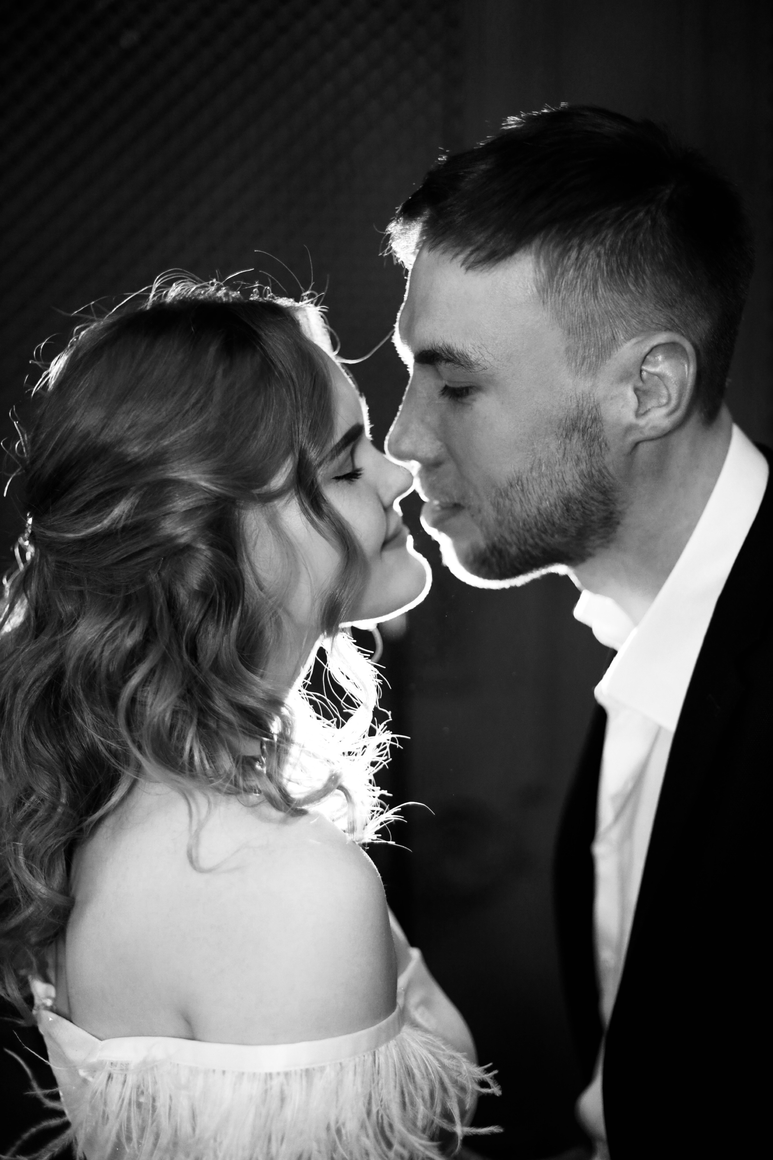 Владимир и Марина. Роспись Особняк Роял. Главная