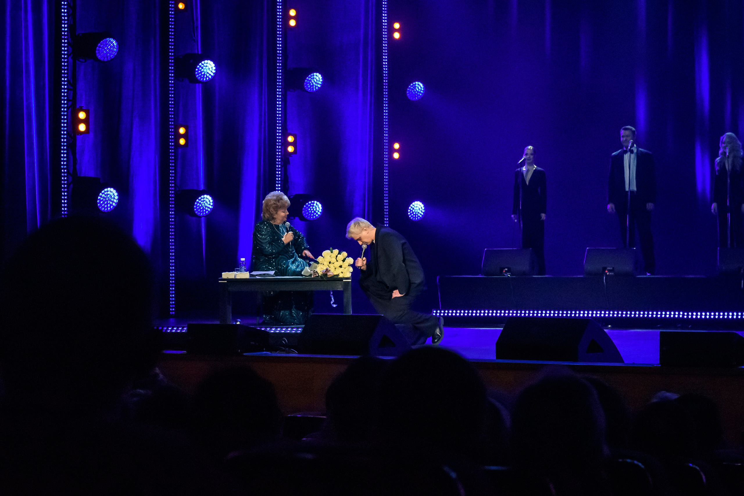 Лариса Рубальская «40 лет с песней по жизни» — Крокус Сити Холл. Бренд-фотограф для экспертов и блогеров в Москве Влада Горбовская