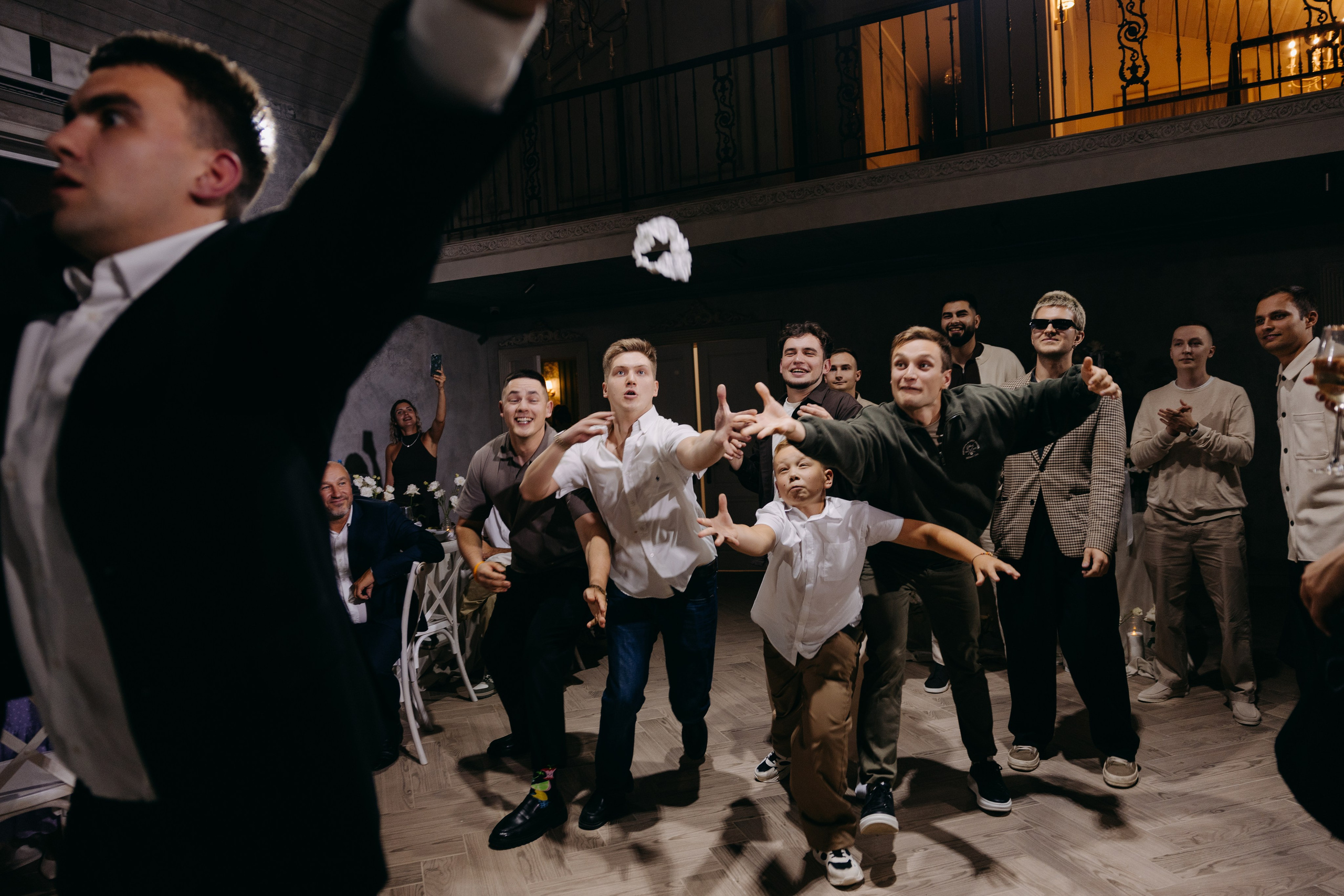 Утро в отеле Twelve Reasons и банкет в усадьбе Шелепаново. Свадебный фотограф Москва Анастасия Храмова