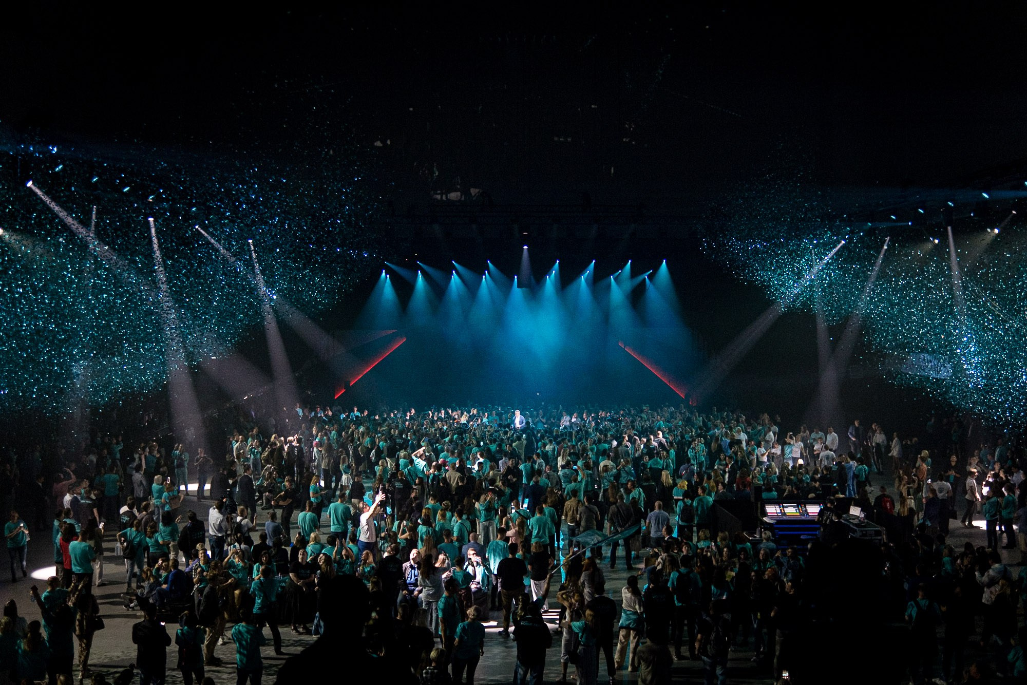 Съезд партии «Новые люди». Репортажный фотограф Денис Тихомиров. Москва