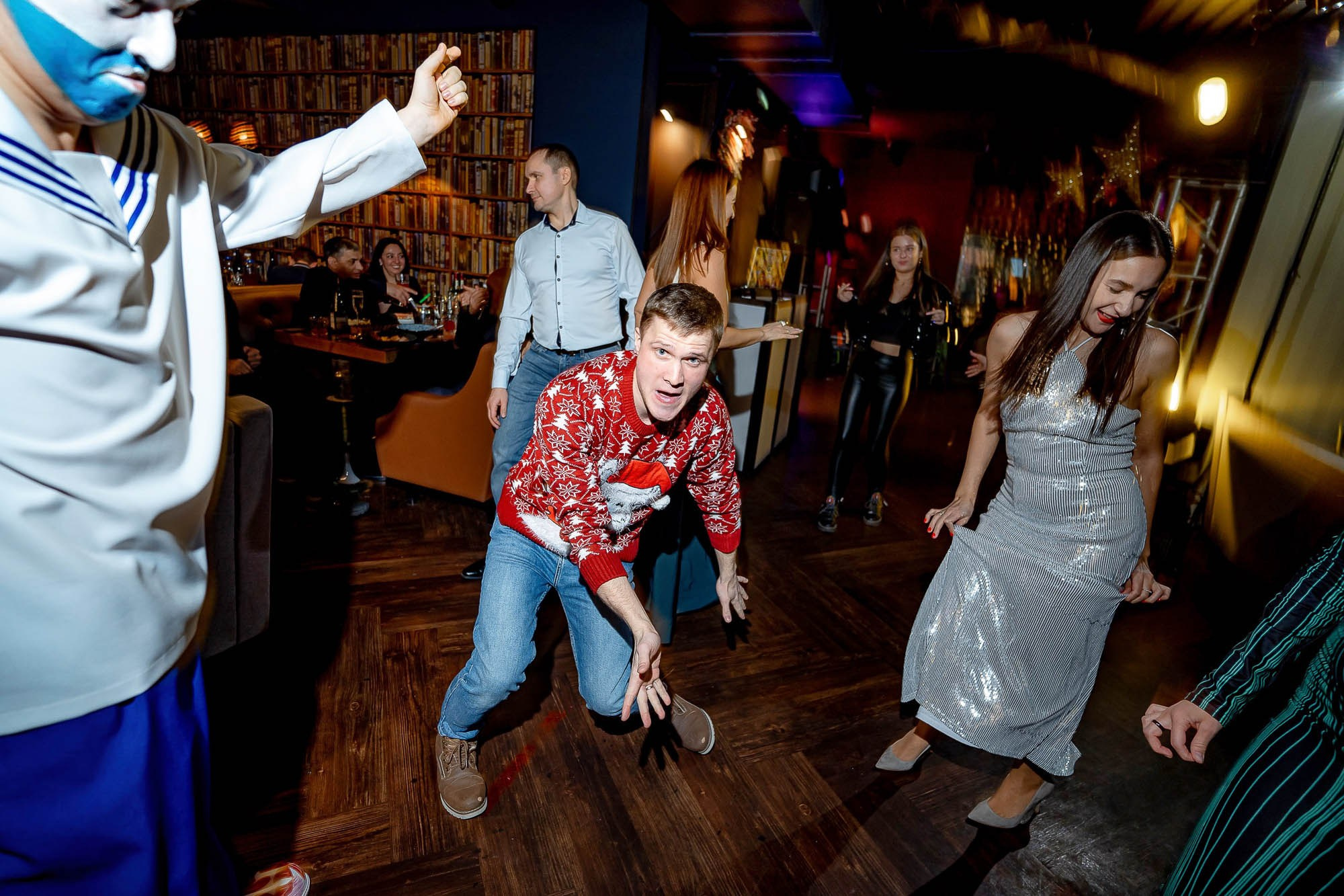 Новый год 2024 в Peoples. Сергей Кошкин. Репортажная и ивент-фотография в Сургуте