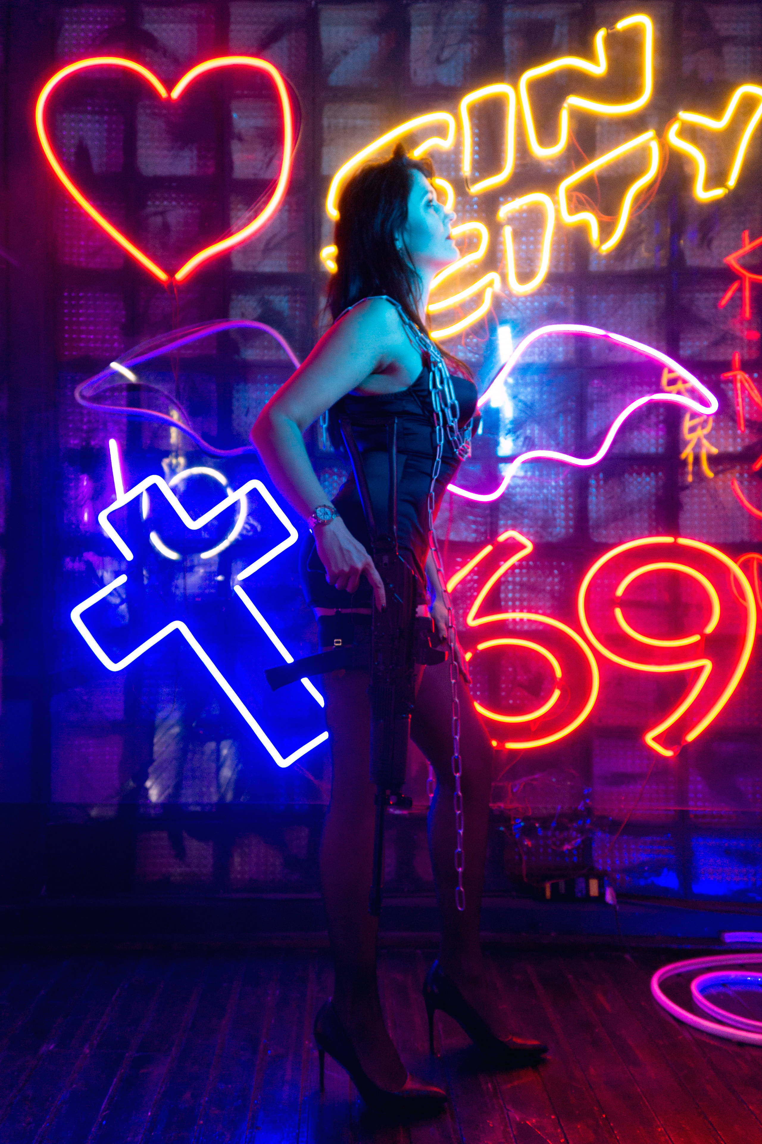 Екатерина. «Неоновый демон». Фотограф Валерия Скиба Москва, Краснодар, СПБ