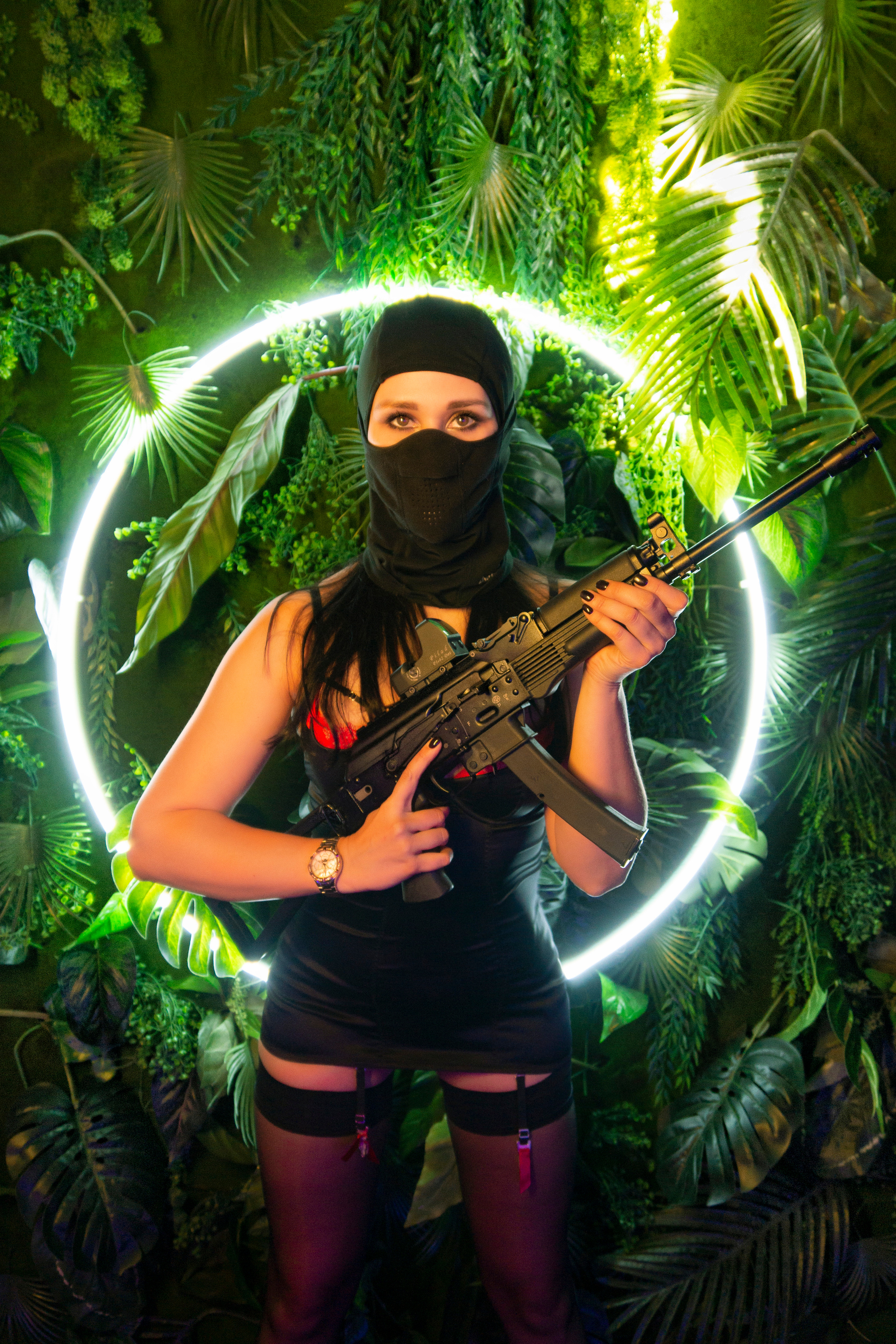 Екатерина. «Неоновый демон». Фотограф Валерия Скиба Москва, Краснодар, СПБ