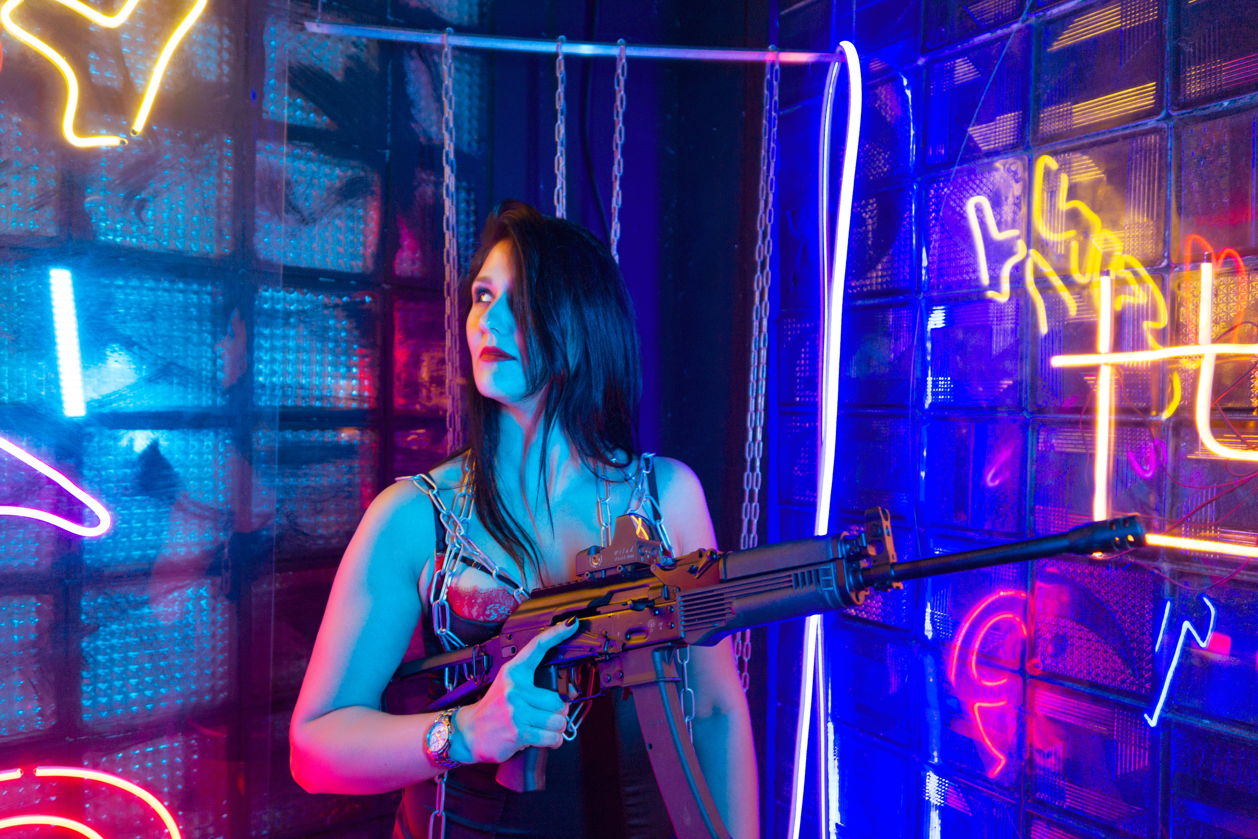 Екатерина. «Неоновый демон». Фотограф Валерия Скиба Москва, Краснодар, СПБ