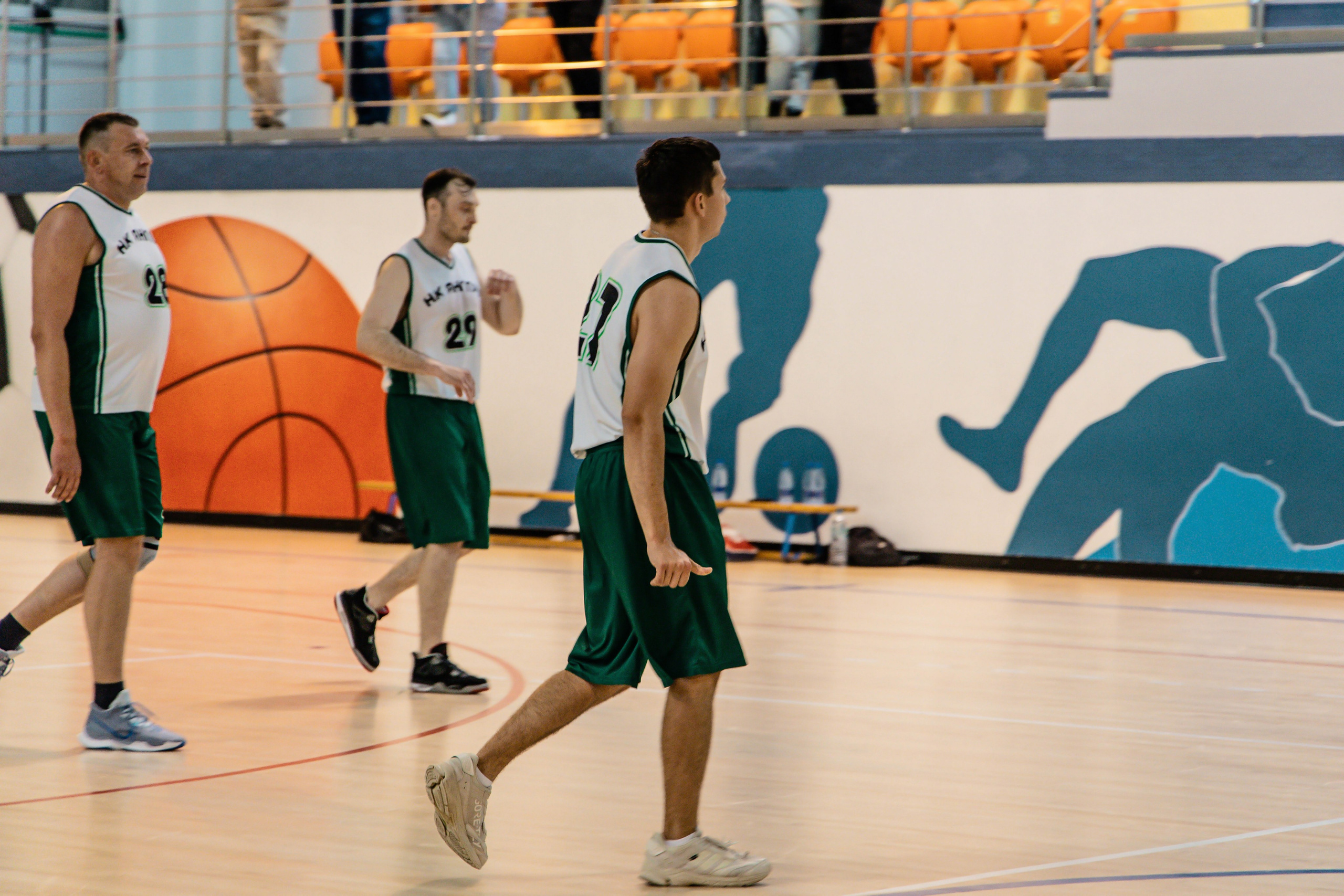 Соревнования по баскетболу в рамках городской спартакиады. Фотограф в Губкинском | Александра Артамонова