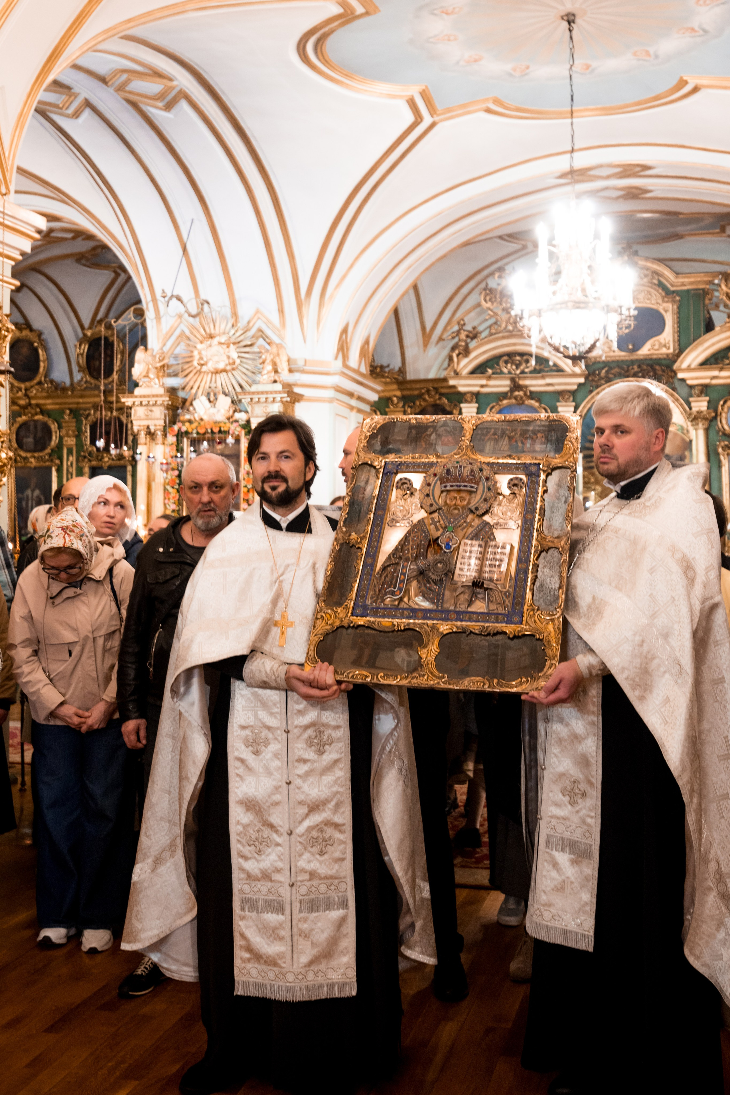 ПЯТНИЦА 6-Й СЕДМИЦЫ ПО ПАСХЕ. ПОПРАЗДНСТВО ВОЗНЕСЕНИЯ. ПЕРЕНЕСЕНИЕ МОЩЕЙ СВЯТИТЕЛЯ И ЧУДОТВОРЦА НИКОЛАЯ ИЗ МИР ЛИКИЙСКИХ В БАР. НИКОЛО-БОГОЯВЛЕНСКИЙ МОРСКОЙ СОБОР
