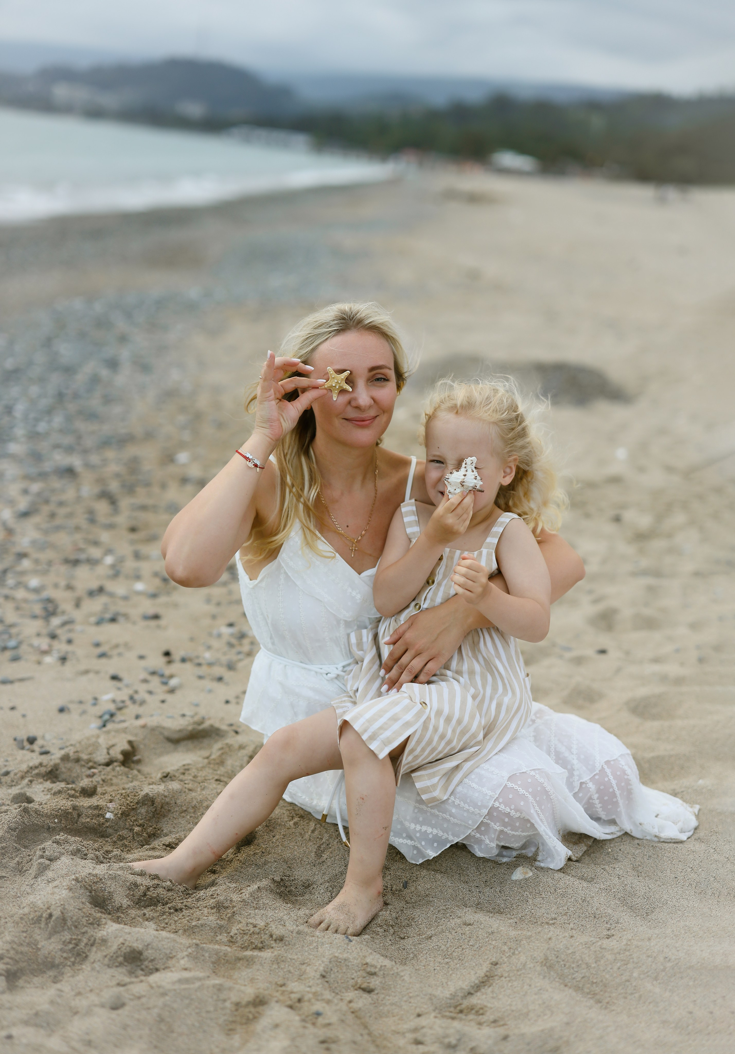 Семейная фотосессия на пляже Келасур, Сухум, Абхазия. Свадебный и семейный фотограф в Абхазии Жанна Соснина