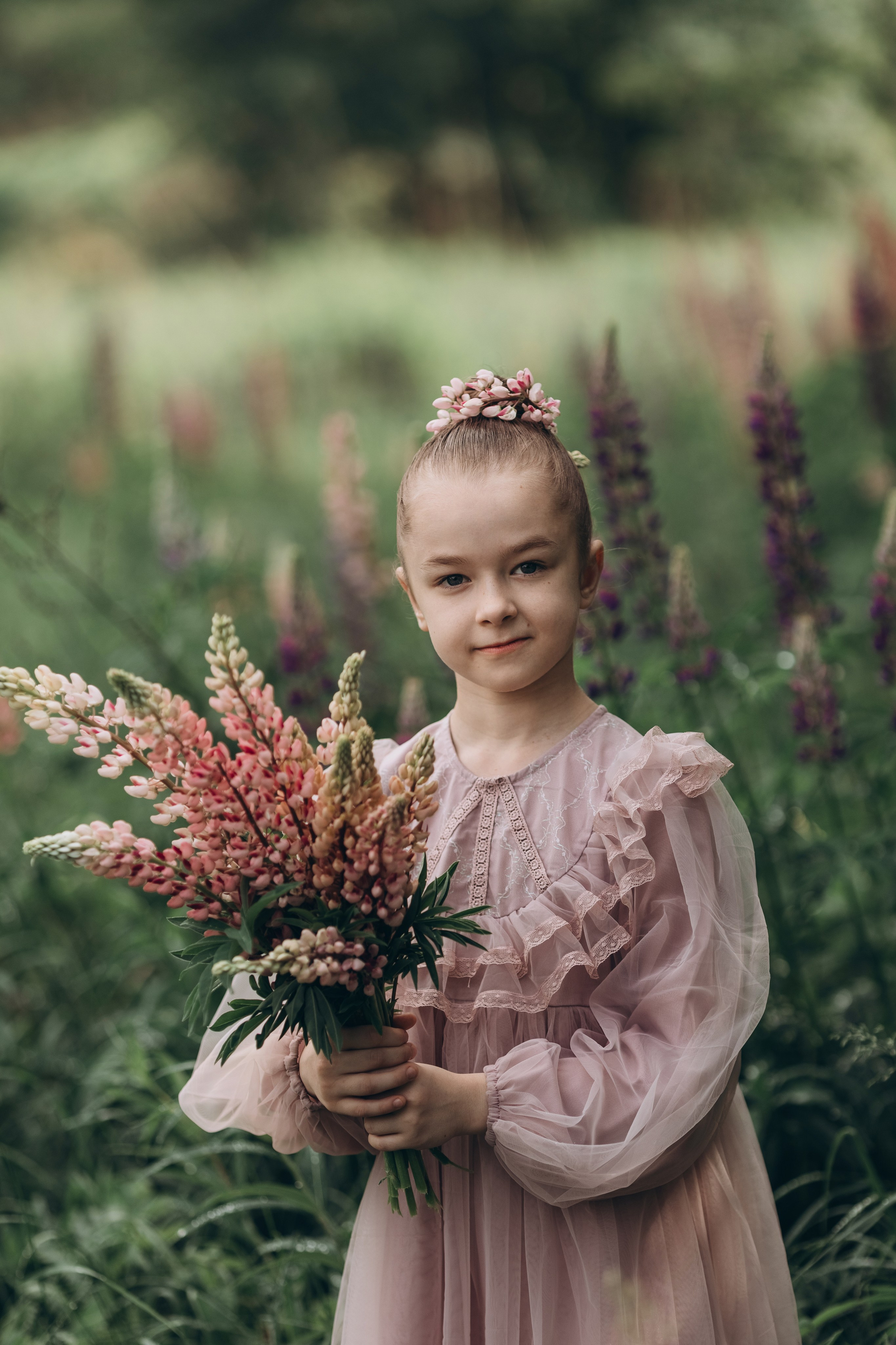 В люпинах. Фотограф Людмила Оюн