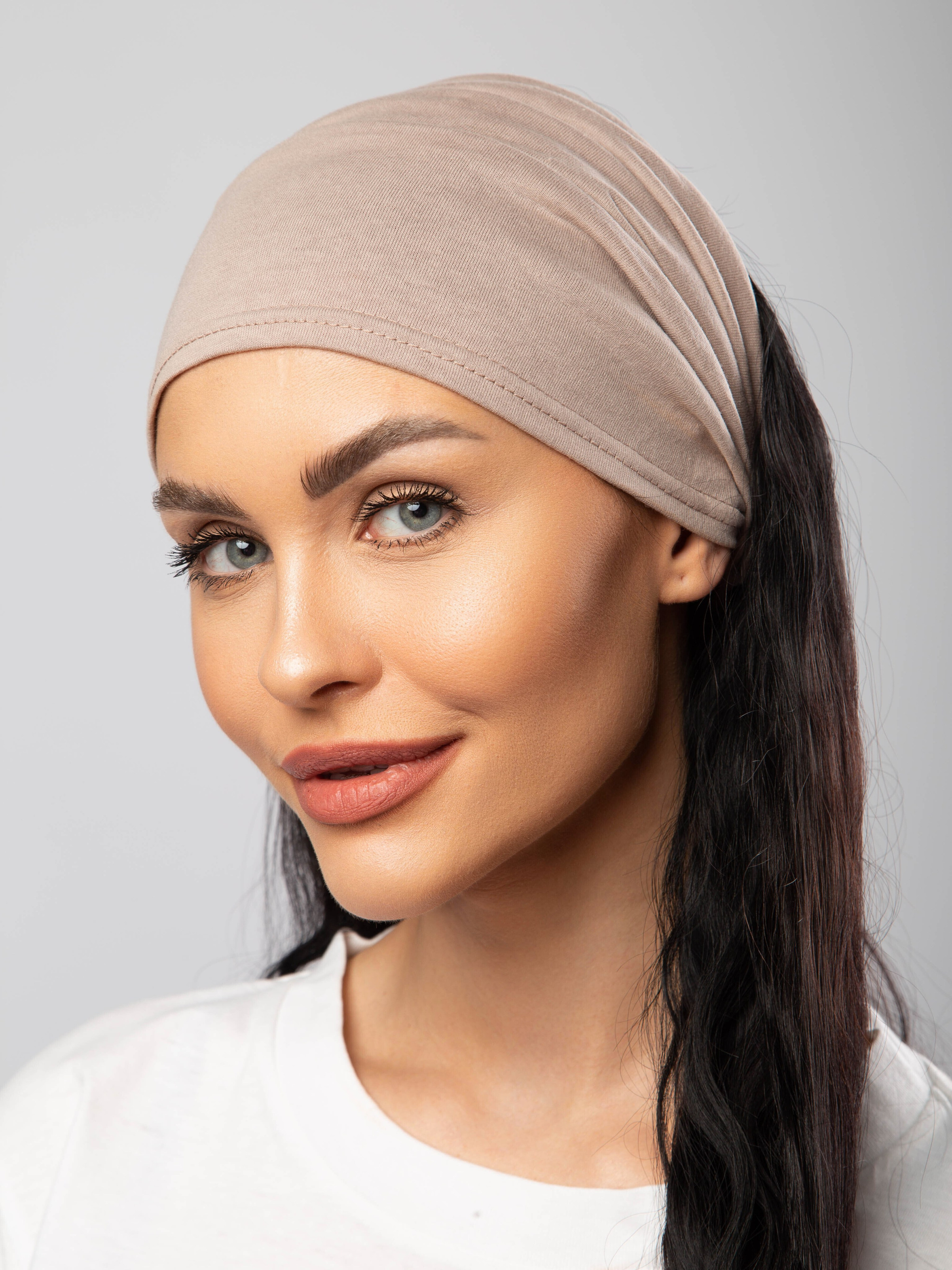 Профессиональная модельная съёмка косынок для каталогов. Фотограф Анна Татаурова | Авторская фотосъемка в Москве