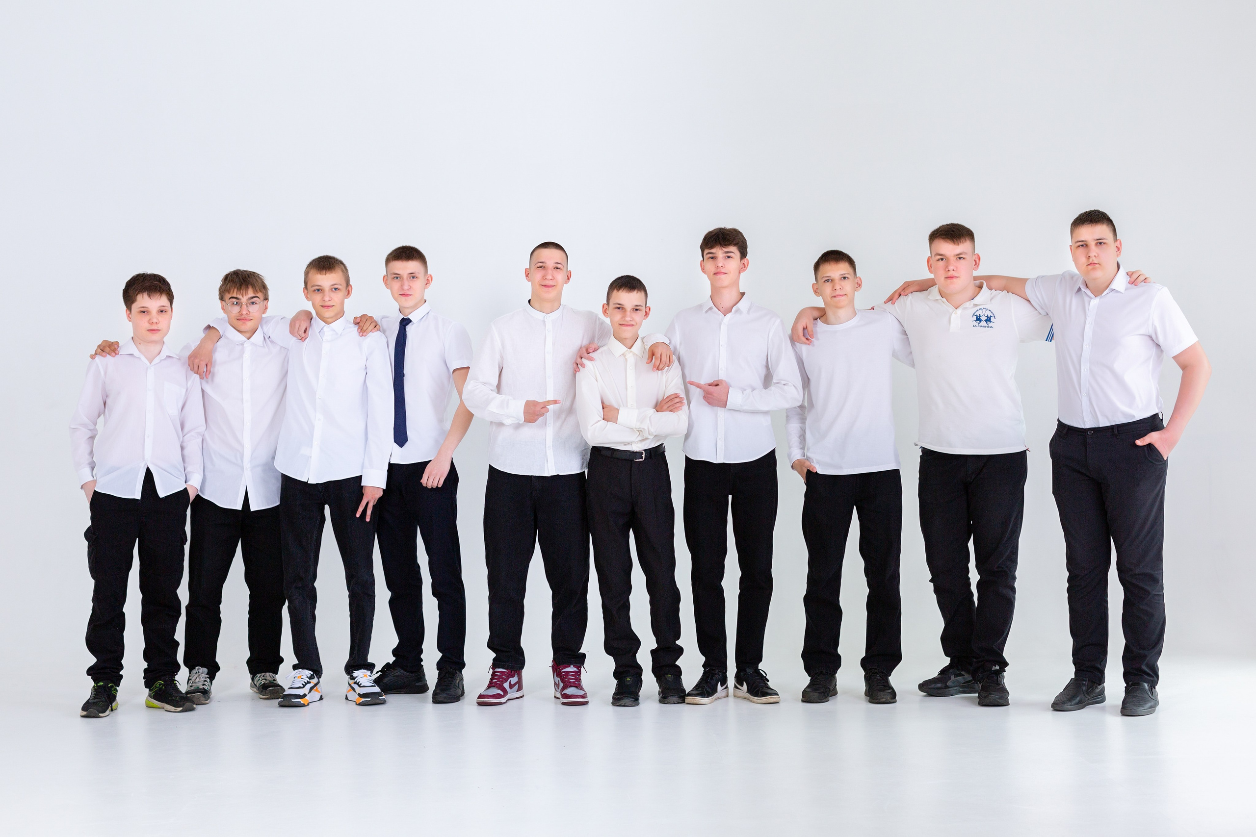 Фотоальбомы СТАРШЕКЛАССНИКИ. Студия «Фокус» детская фотография Ольги Поповой г. Бийск