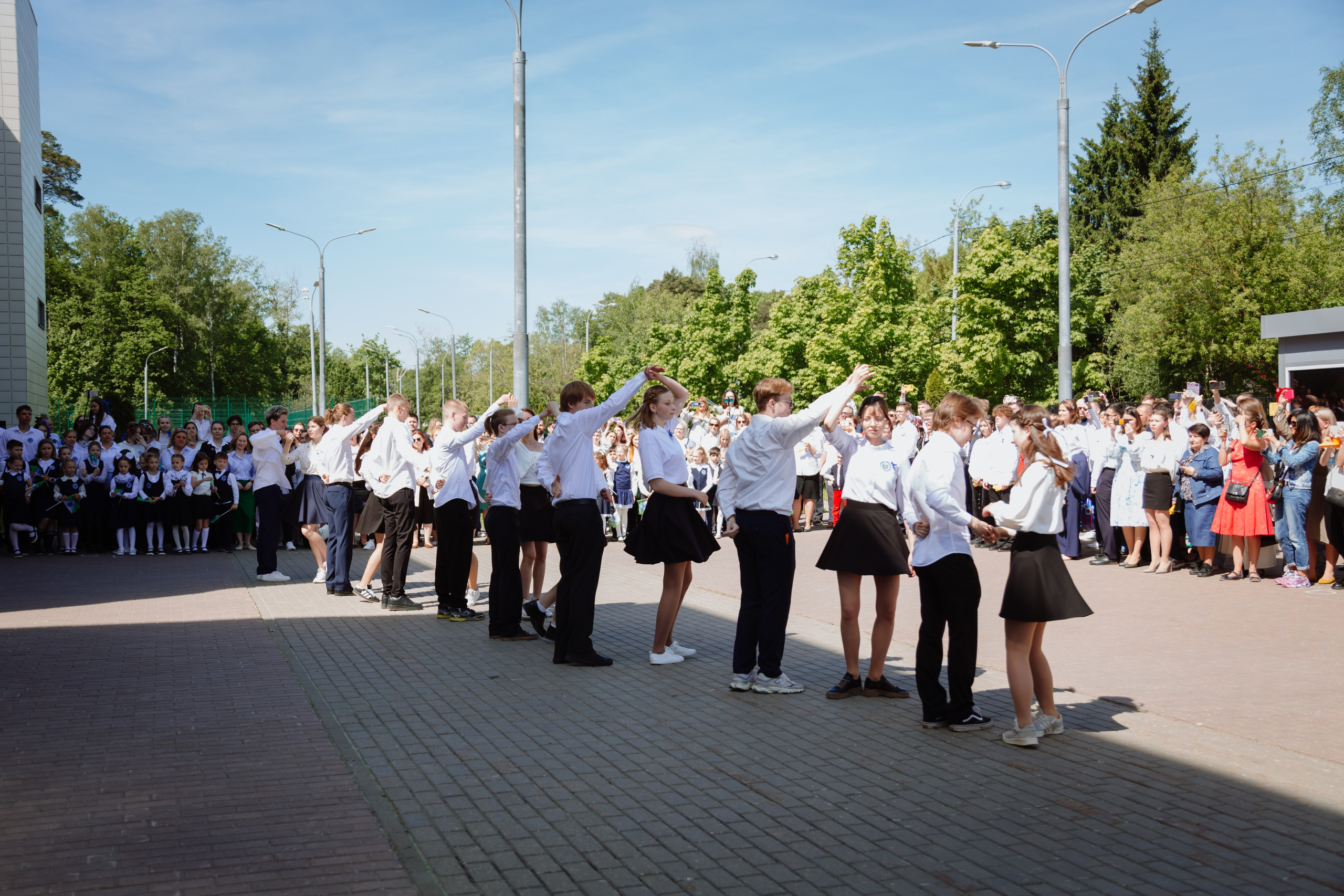 Последний звонок 2024 (2 часа фотосъемки). Профессиональный фотограф Надежда Антонова