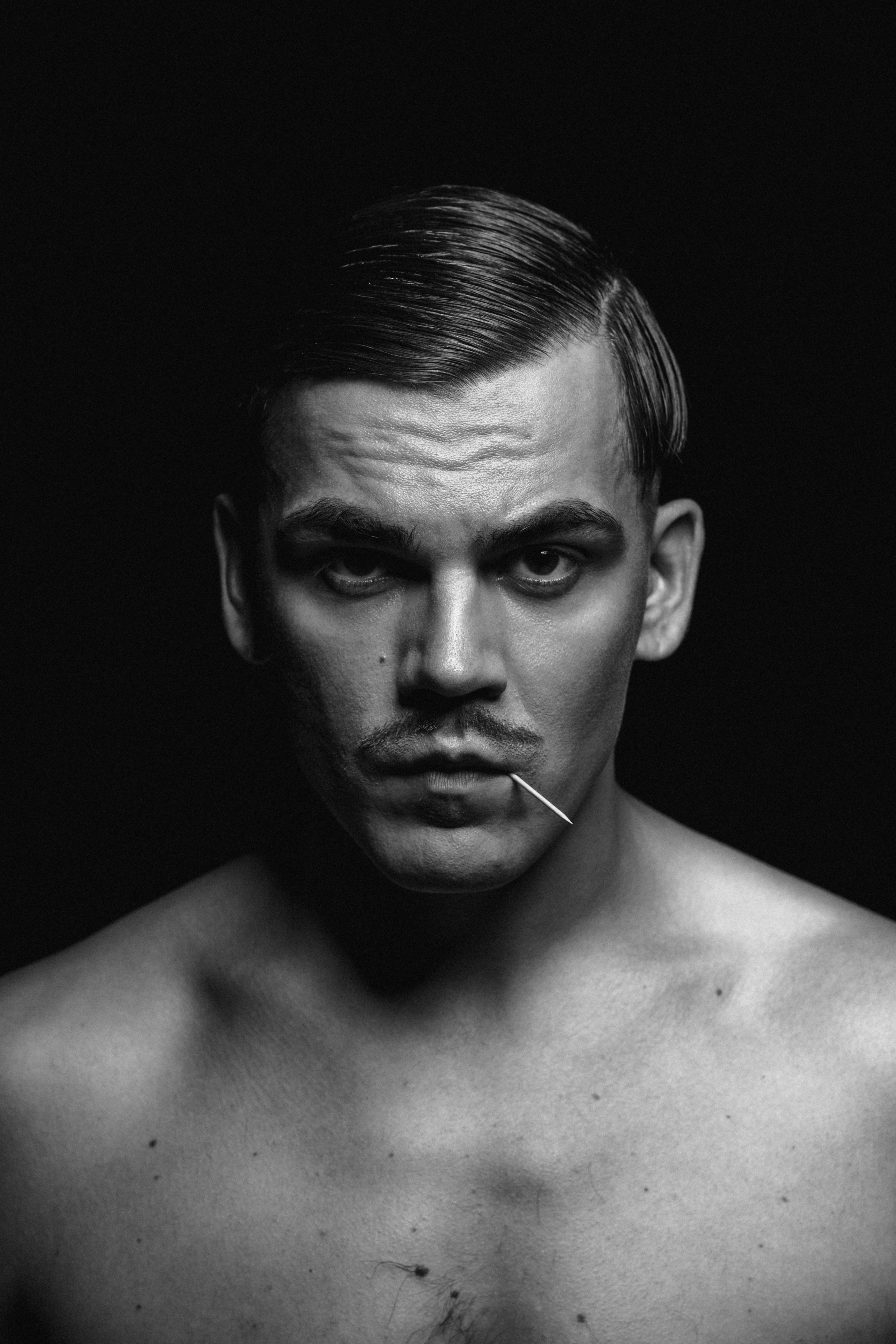 Oleg Koshmarov — Portrait Photographer in Moscow