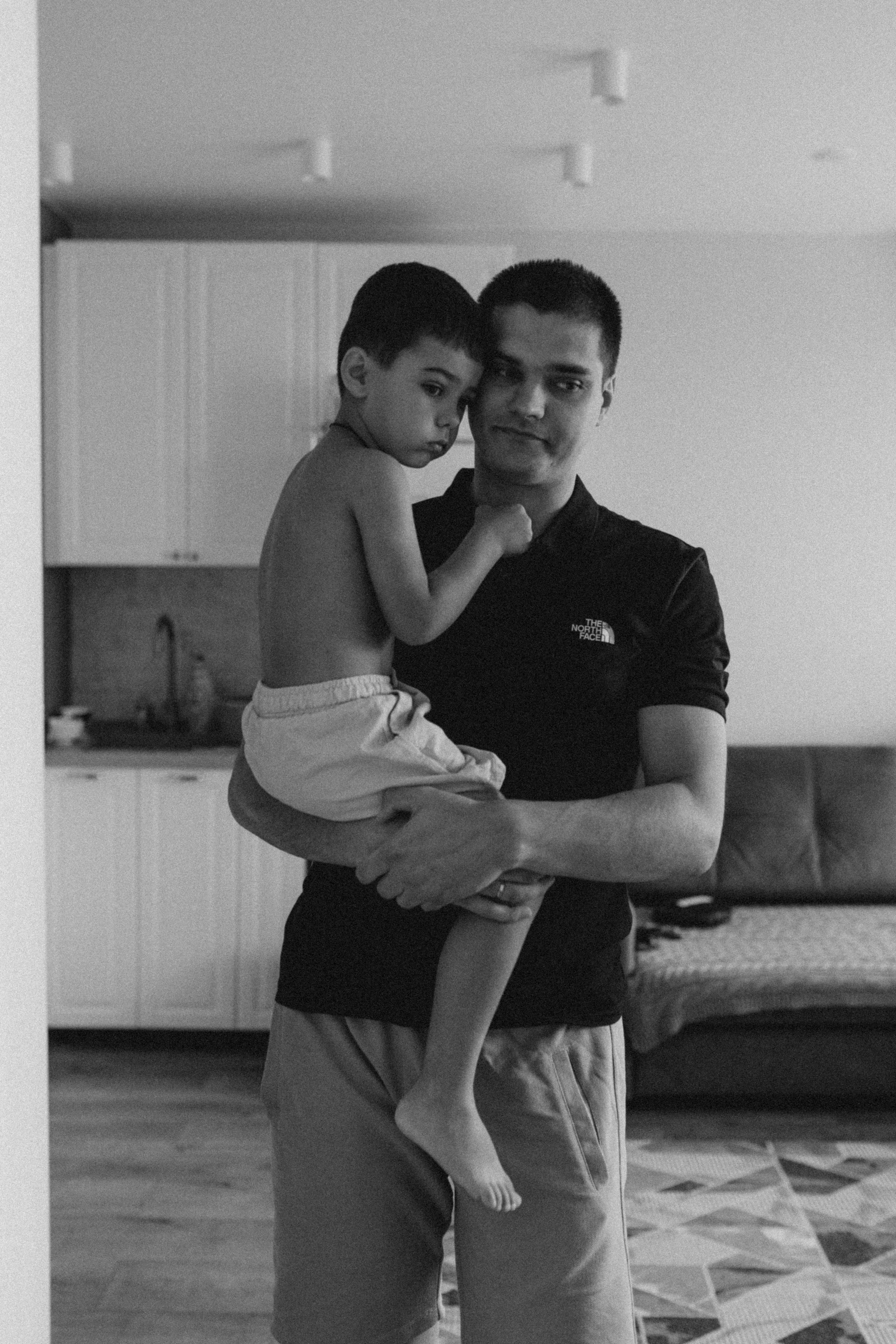 Семейная фотосессия с новорожденным ньюборн. Семейный фотограф в Москве и Люберцах Юлия Гуськова