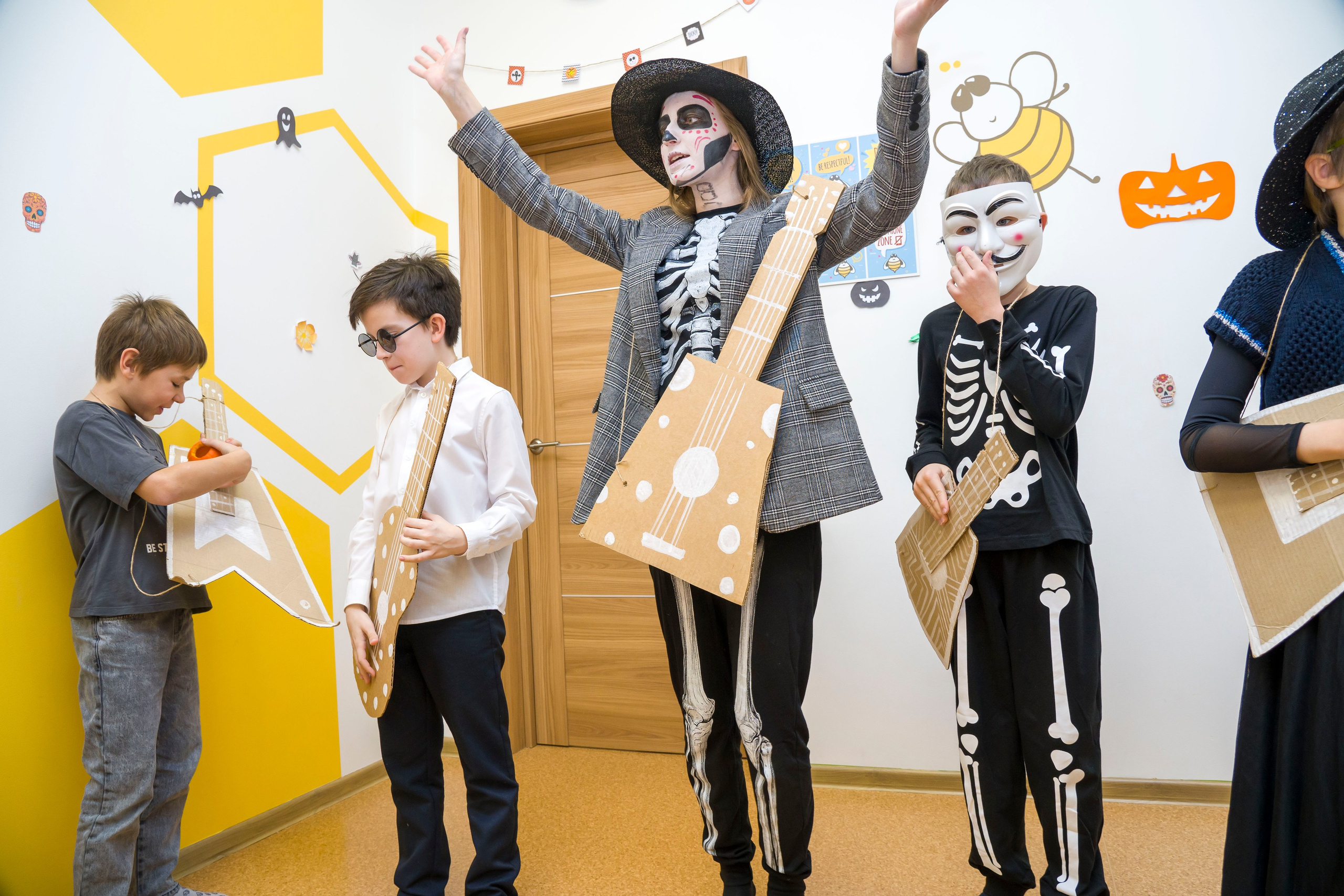 Репортаж детского праздника хеллоуин. Фотограф в Санкт-Петербурге. Репортажная и все съёмки для бизнеса