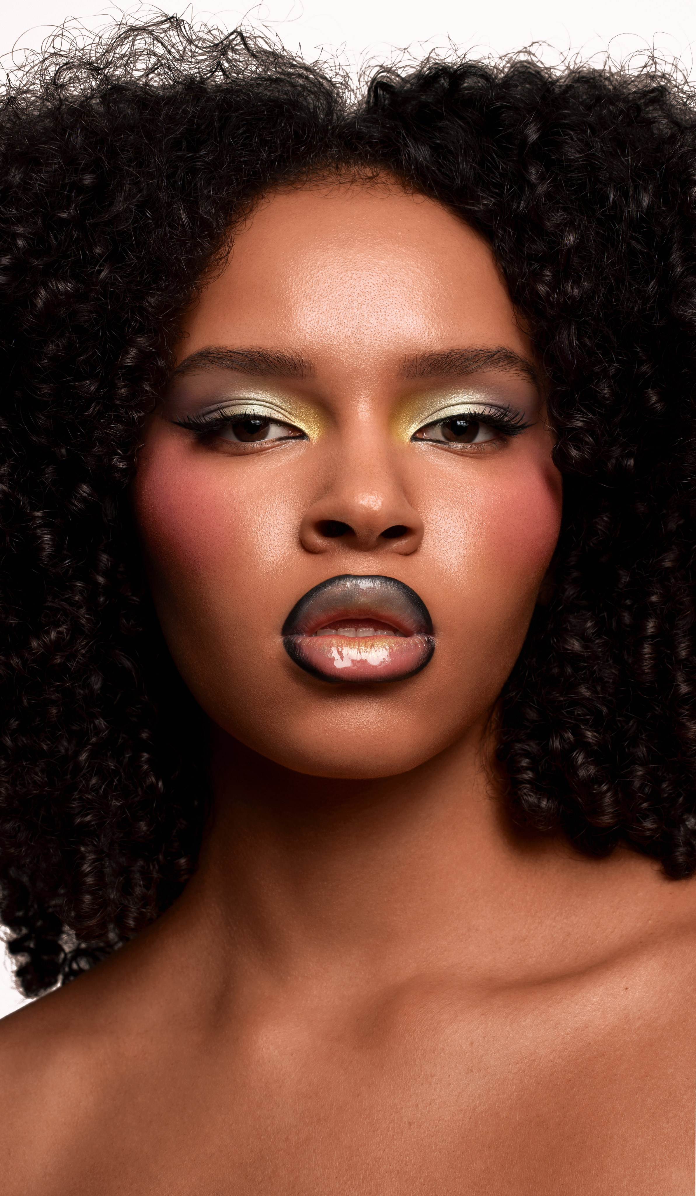 BEAUTY. Angelina Suslova retoucher