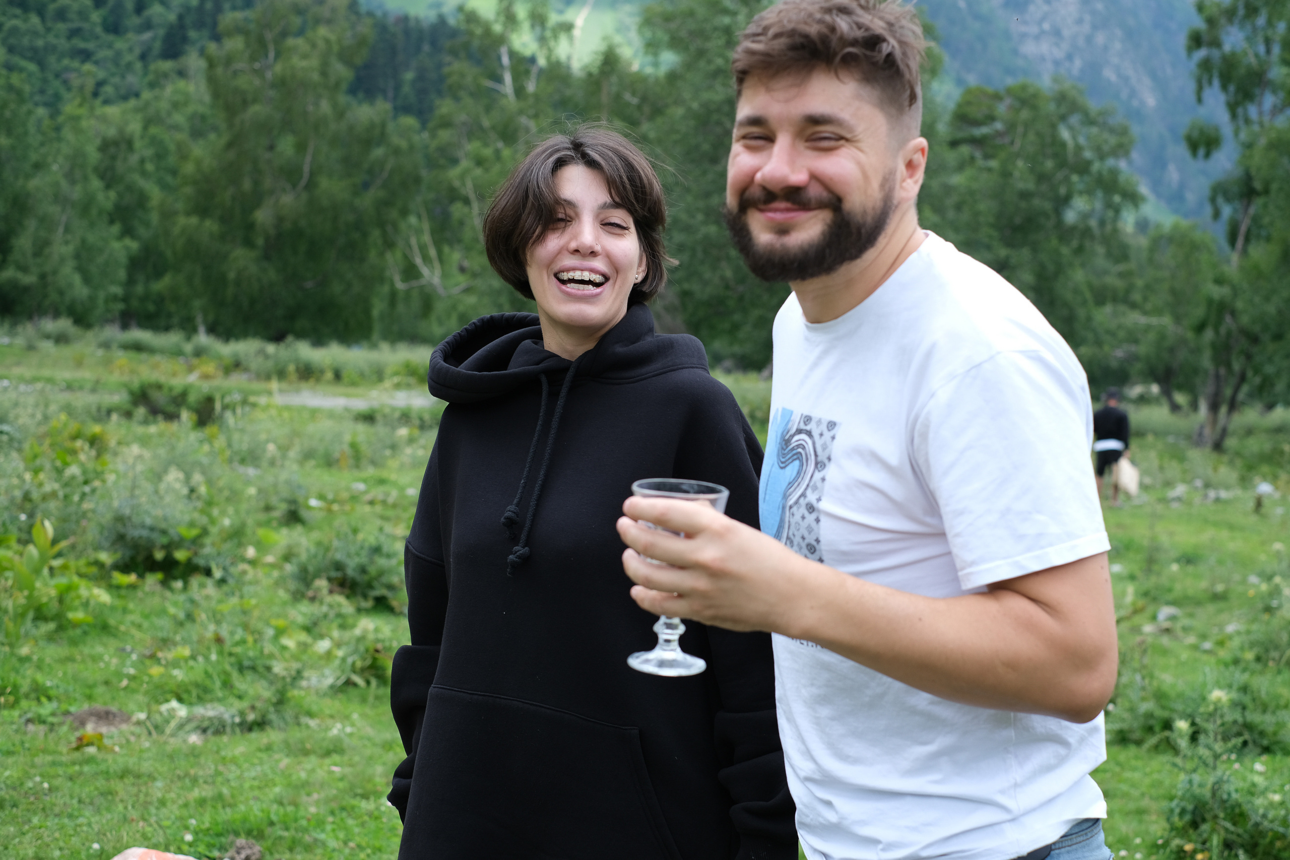 MOUNTAINS ASS FAMILY