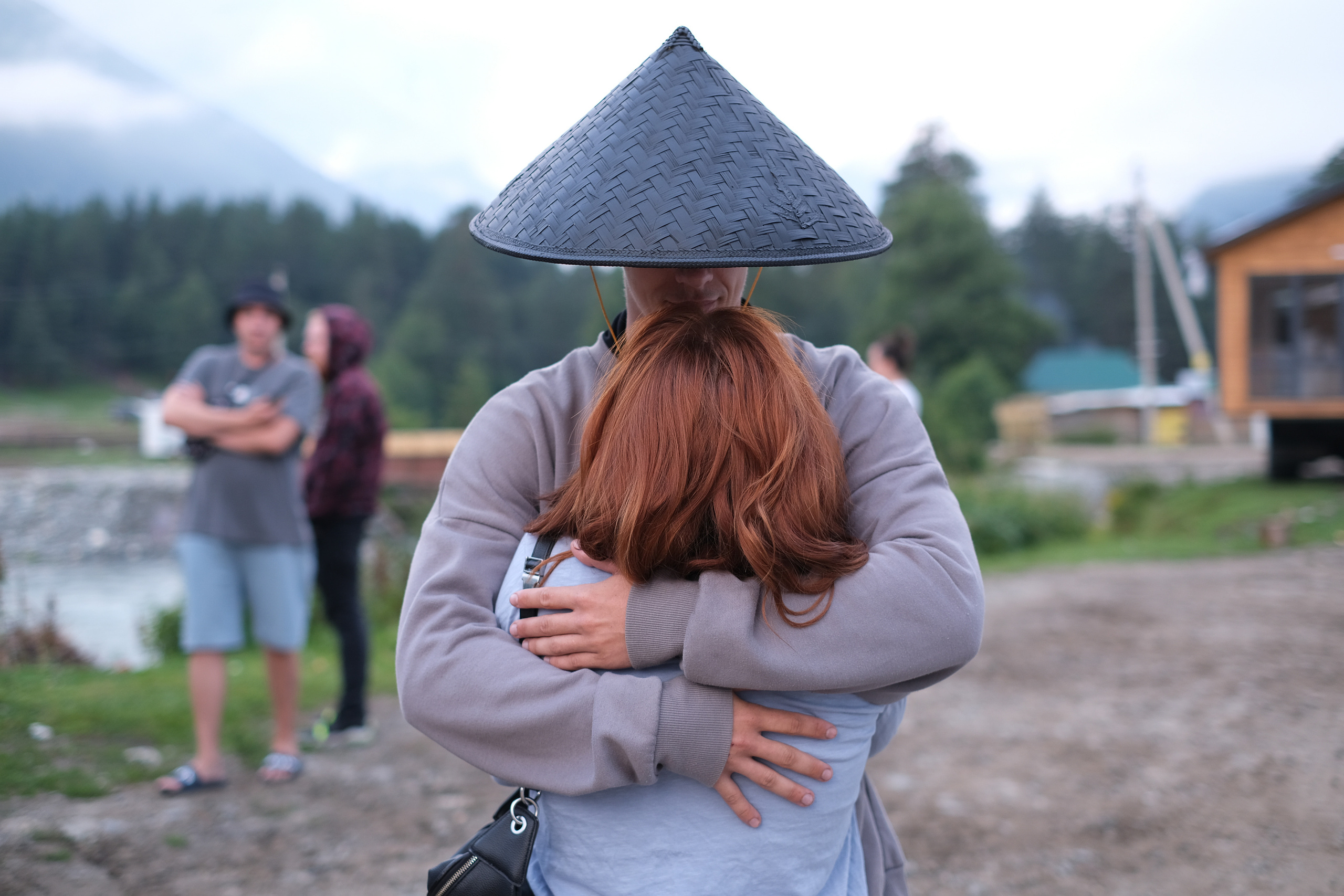 MOUNTAINS ASS FAMILY