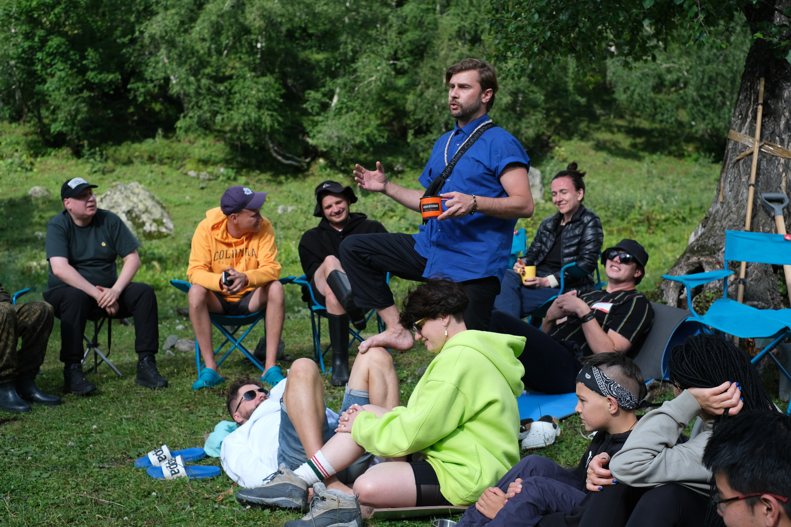 MOUNTAINS ASS FAMILY