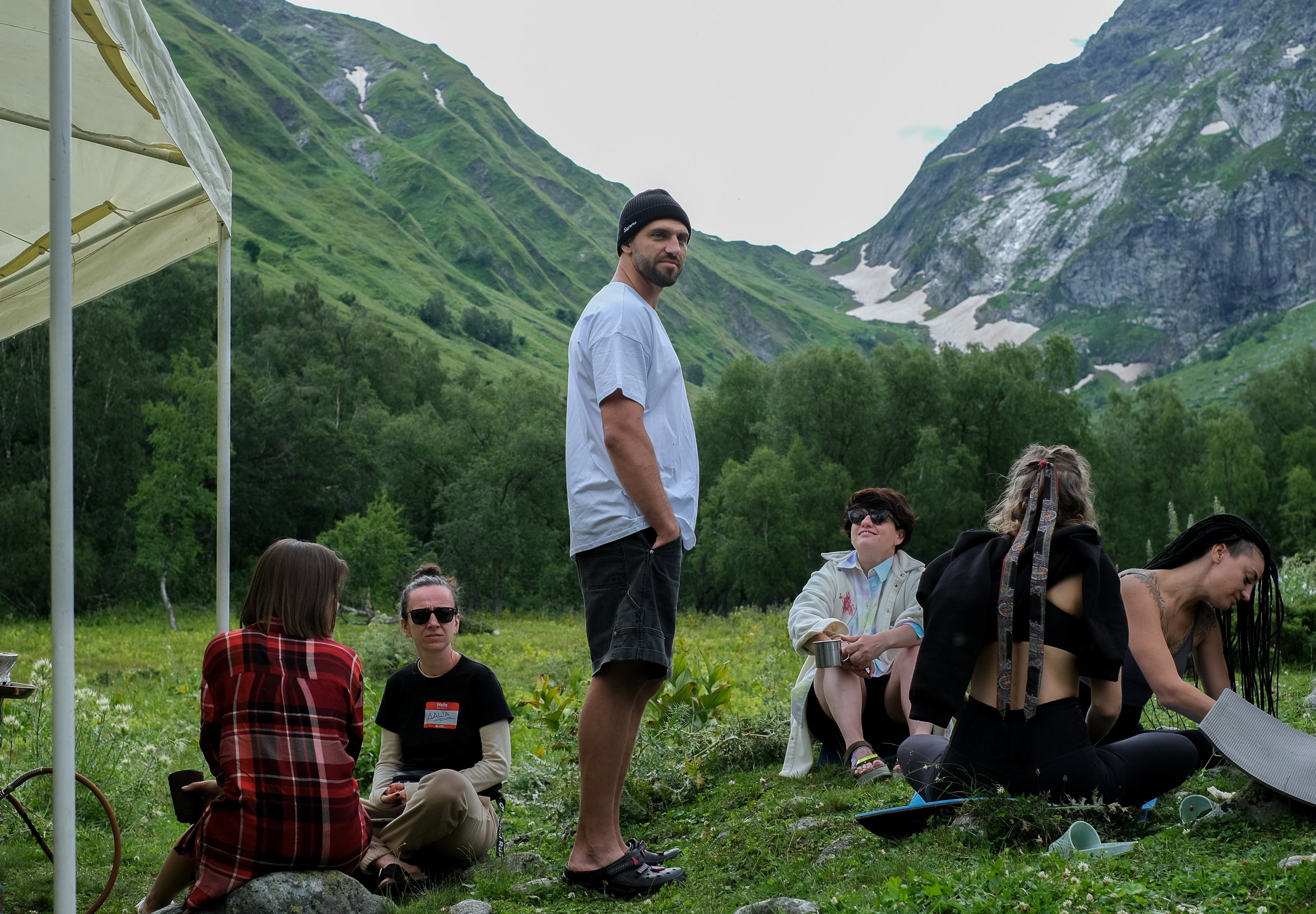 MOUNTAINS ASS FAMILY