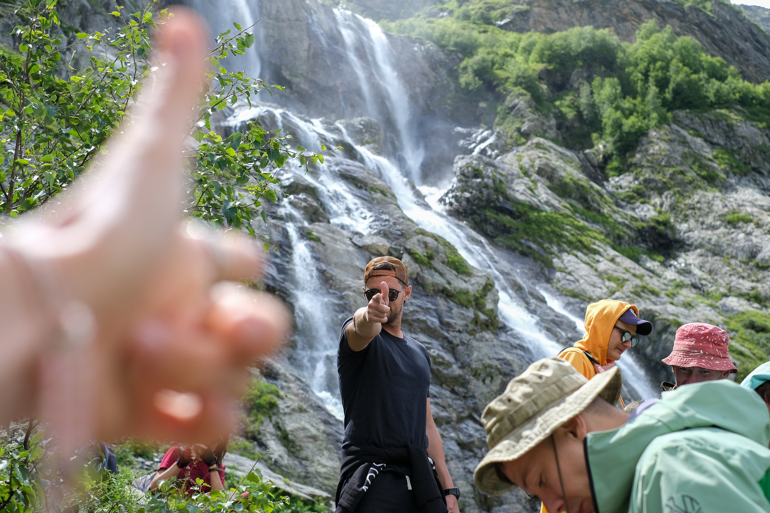 MOUNTAINS ASS FAMILY