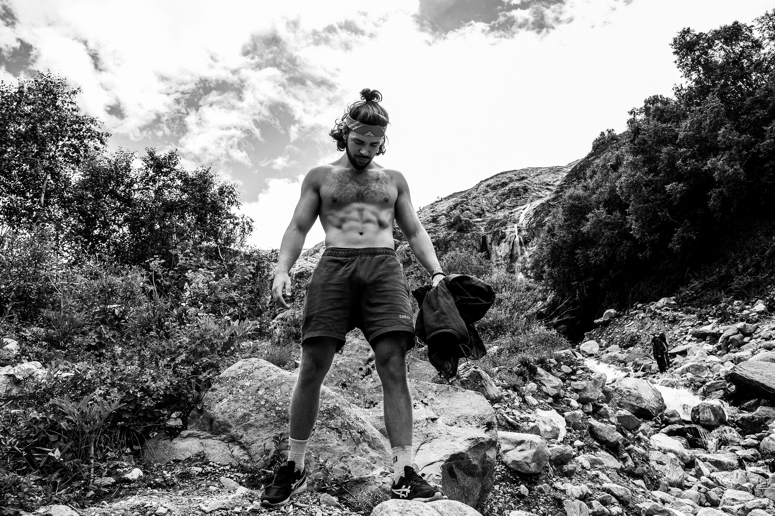 MOUNTAINS ASS FAMILY