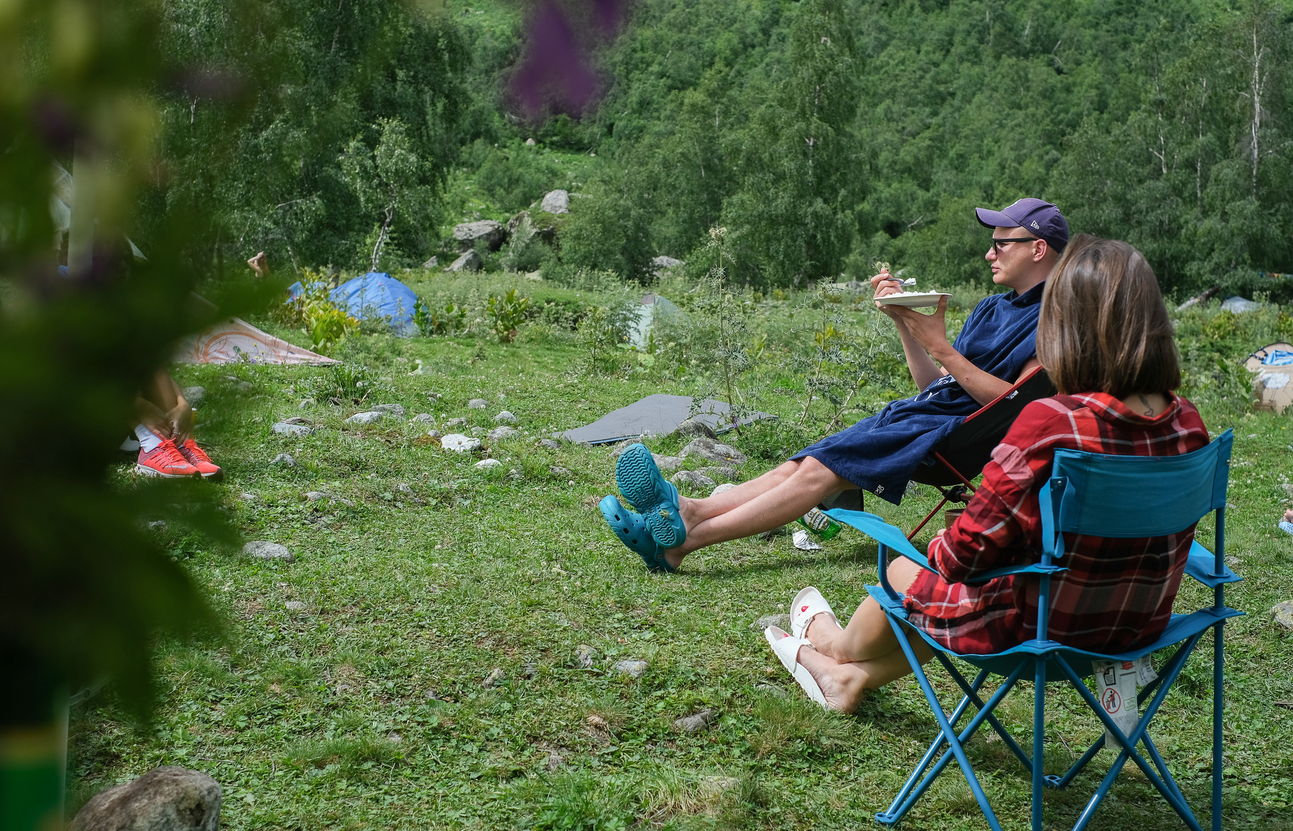 MOUNTAINS ASS FAMILY