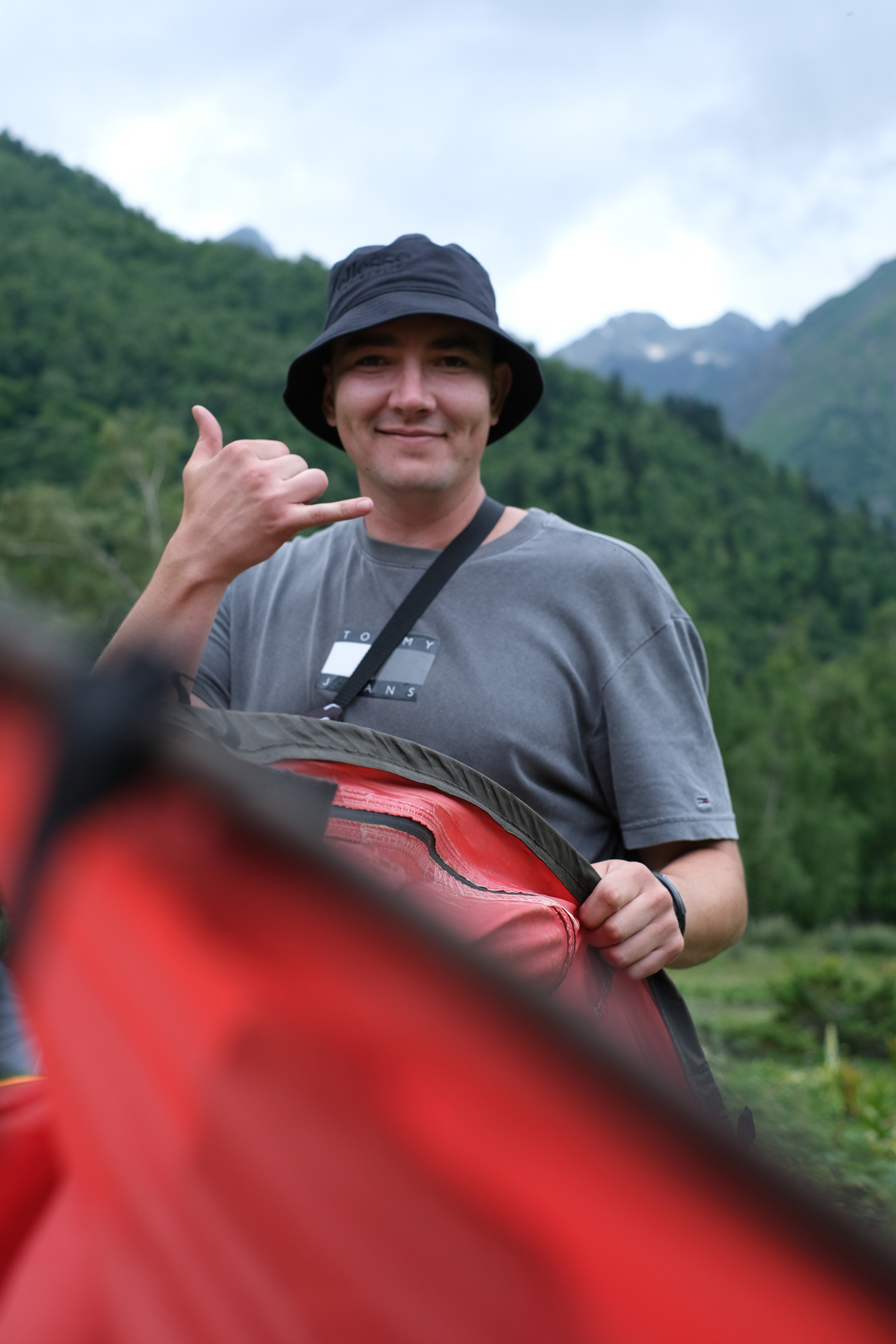 MOUNTAINS ASS FAMILY