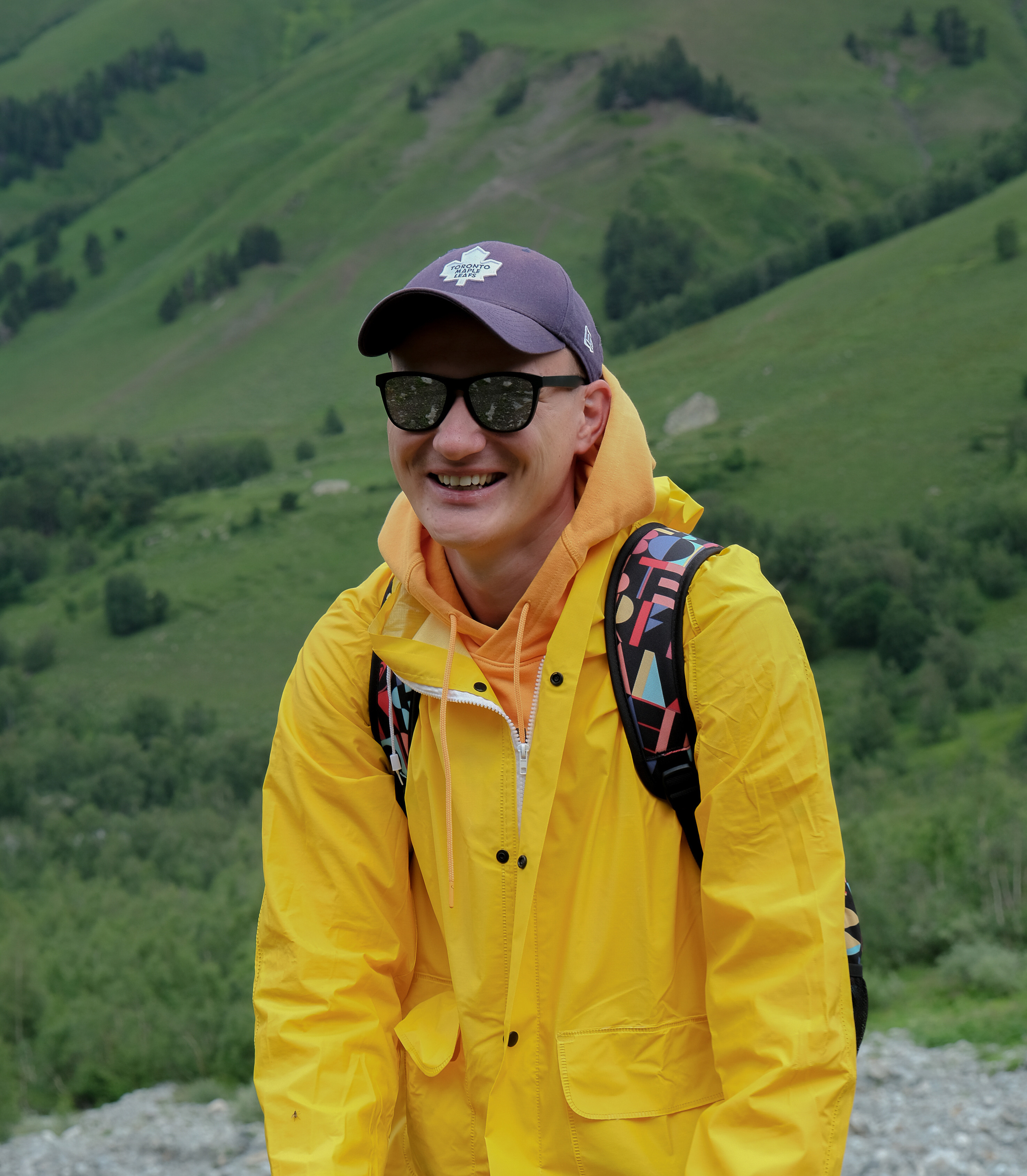 MOUNTAINS ASS FAMILY