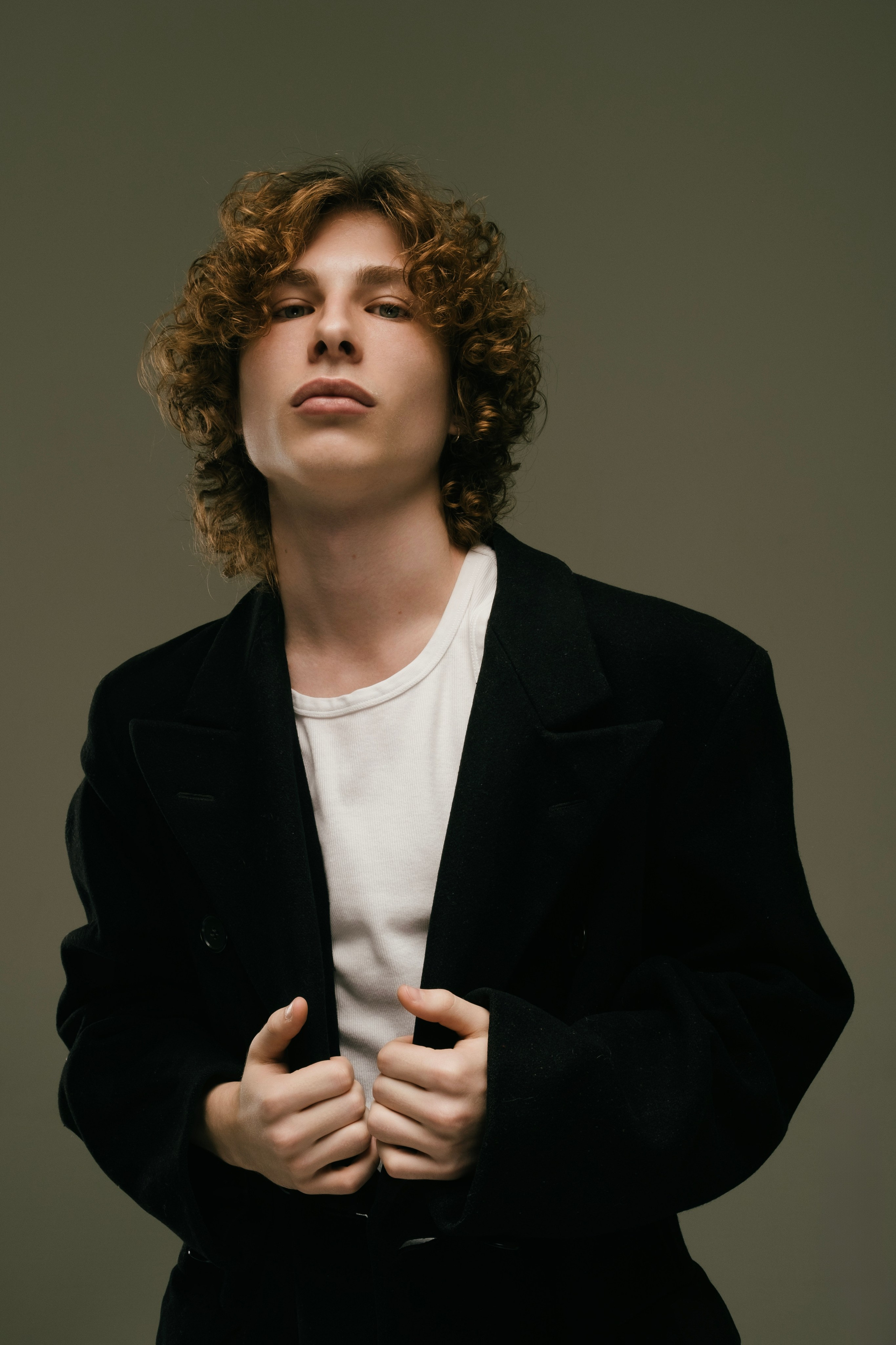 Модельные и актерские тесты. Портретный фотограф в Москве Александр Денисов