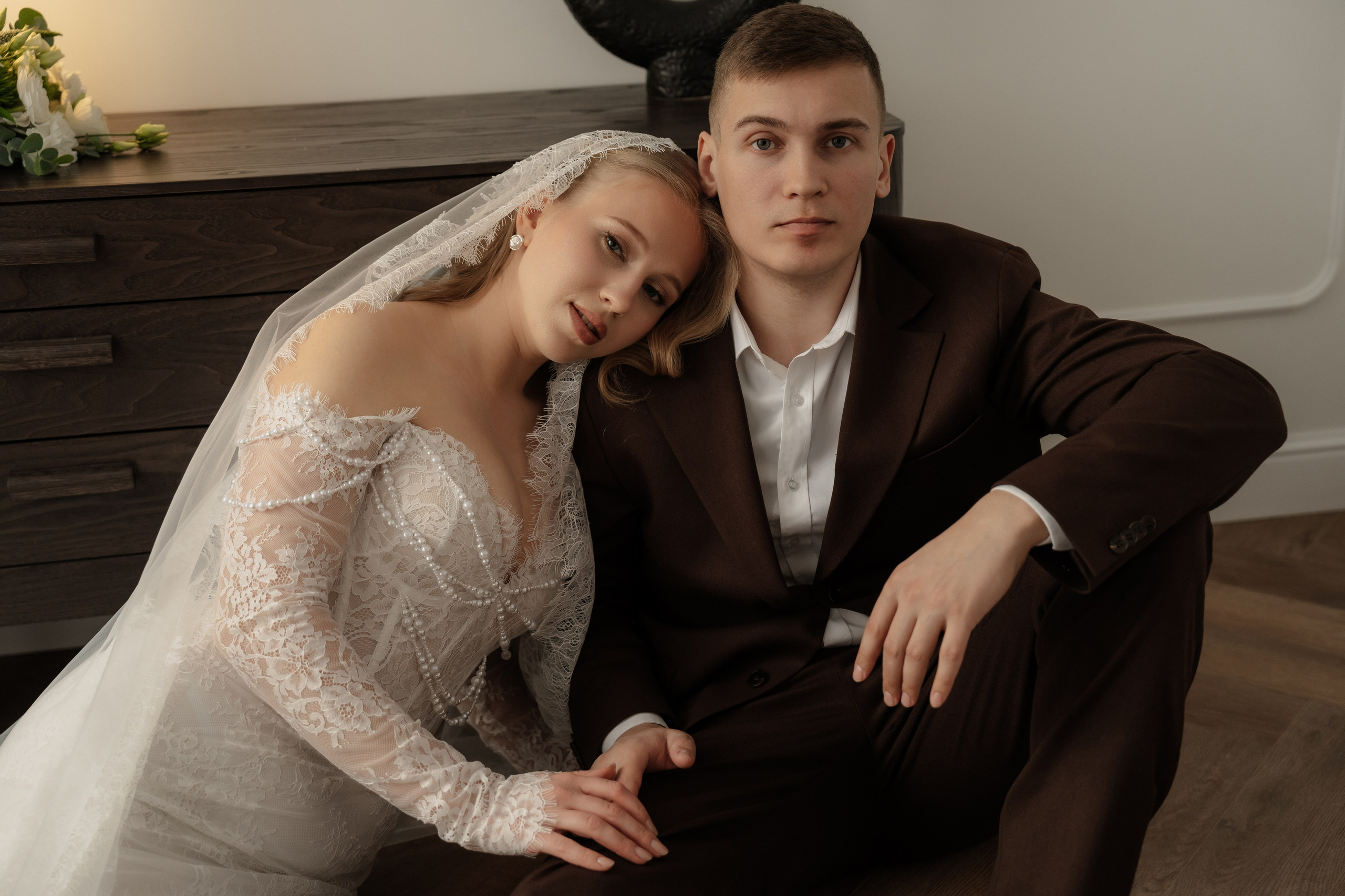 Свадебная фотосессия в отеле, апартаментах | Архангельск | Елизавета Стрекаловская. Свадебный и портретный фотограф в Архангельске Елизавета Стрекаловская