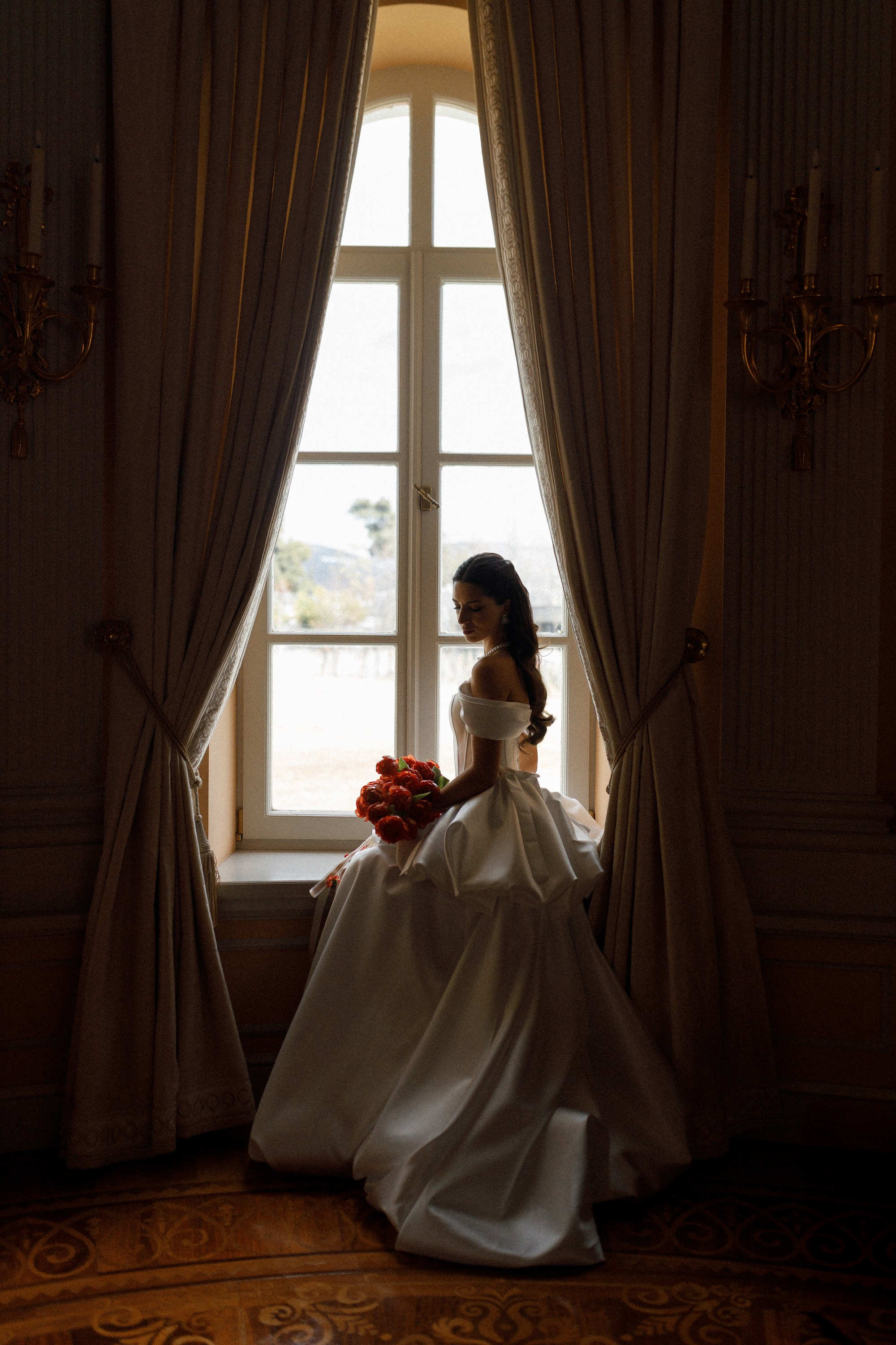 Петр и Лейла