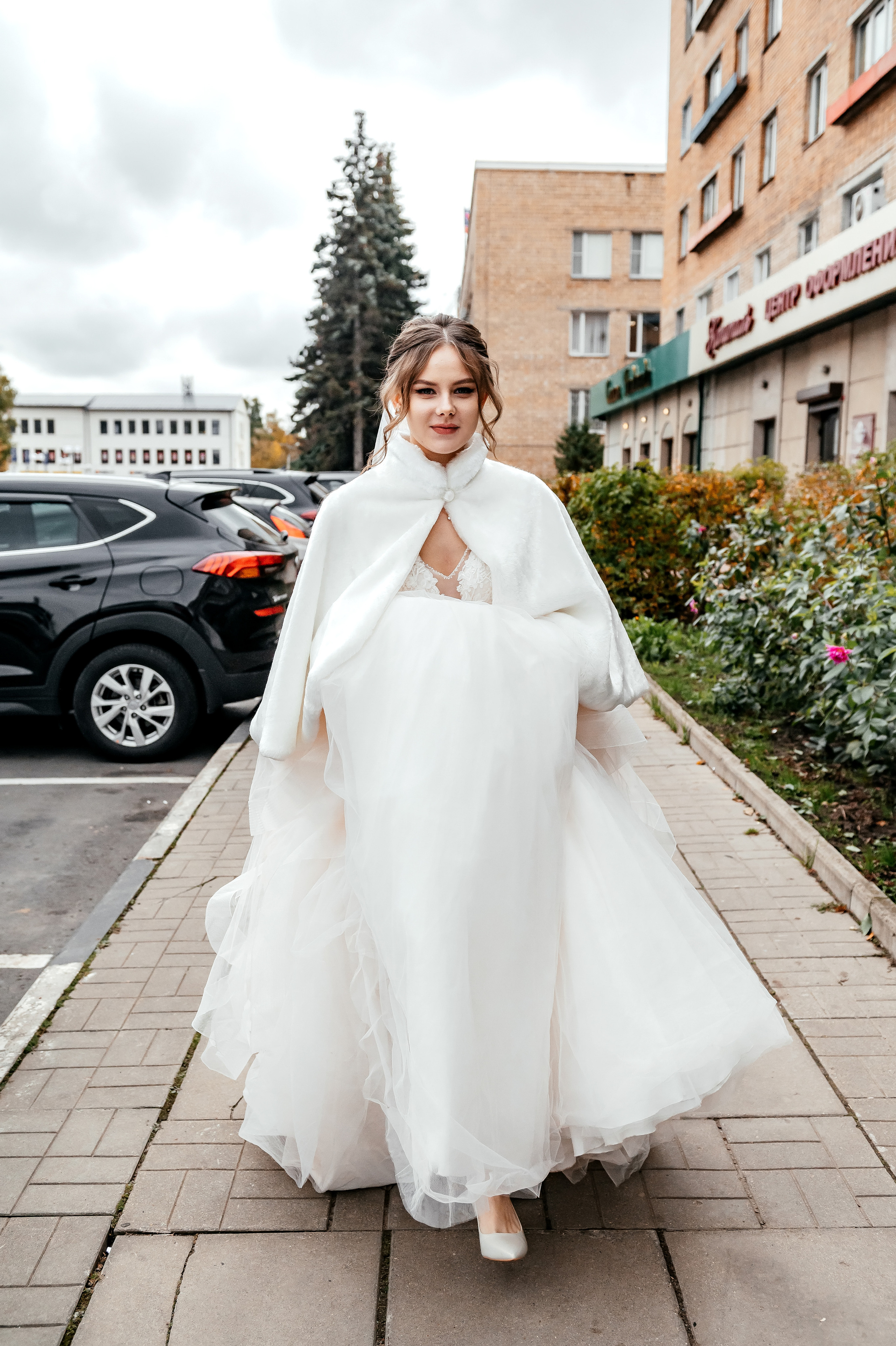 Свадебная лав стори в фотостудии Лофт 18. ЗАГС Королева и вечер в Усадьбе Гребнево. Свадебный и семейный фотограф Виктория Носачёва. Щелково, Москва и МО